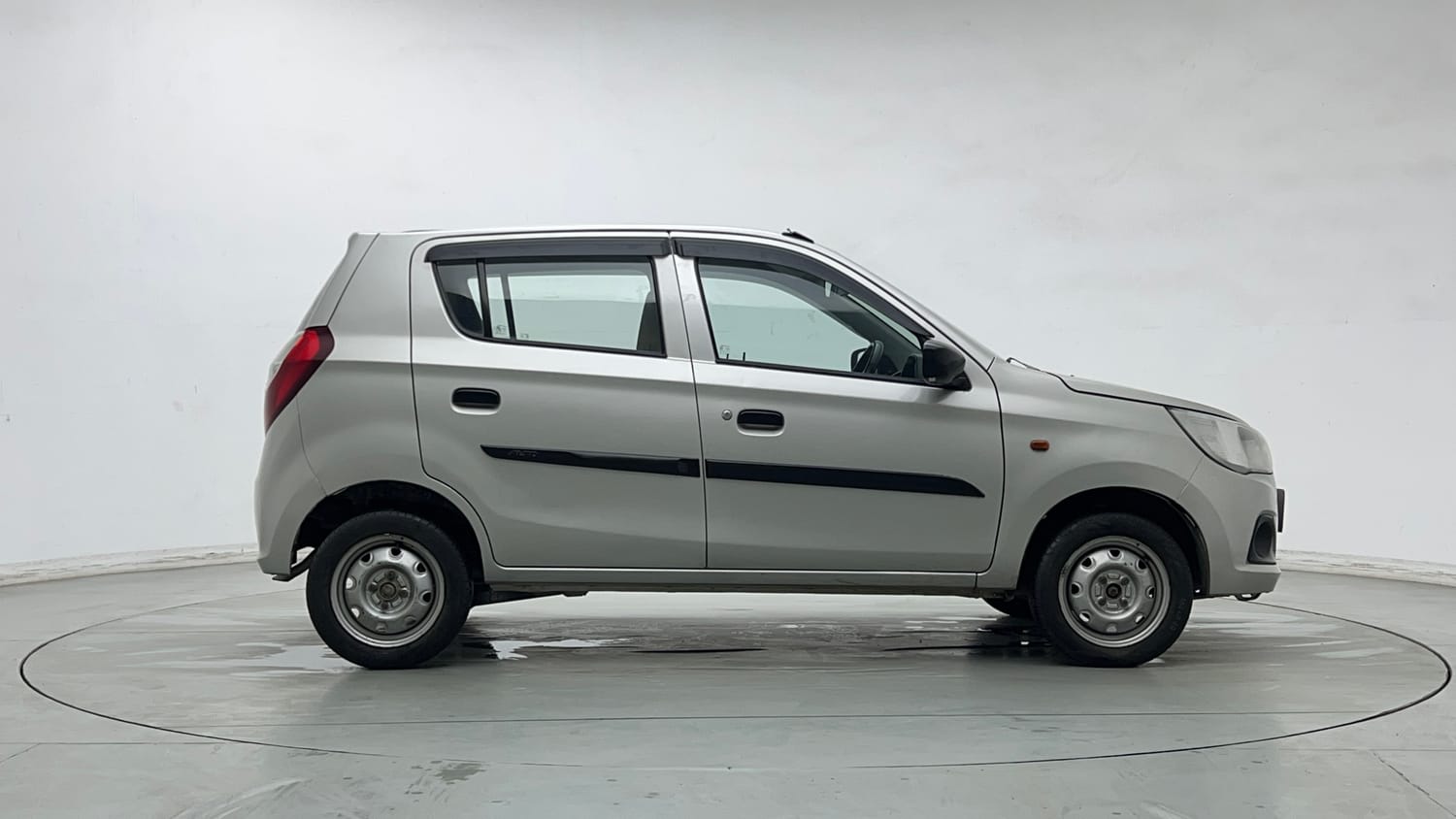 Used 2016 Maruti Suzuki Alto K10 LXi Petrol Manual exterior RIGHT SIDE VIEW