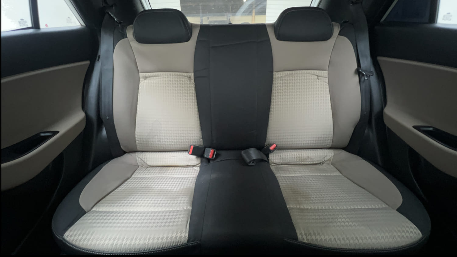 Used 2018 Hyundai Elite i20 Asta 1.2 AT Petrol Automatic interior REAR SEAT CONDITION VIEW