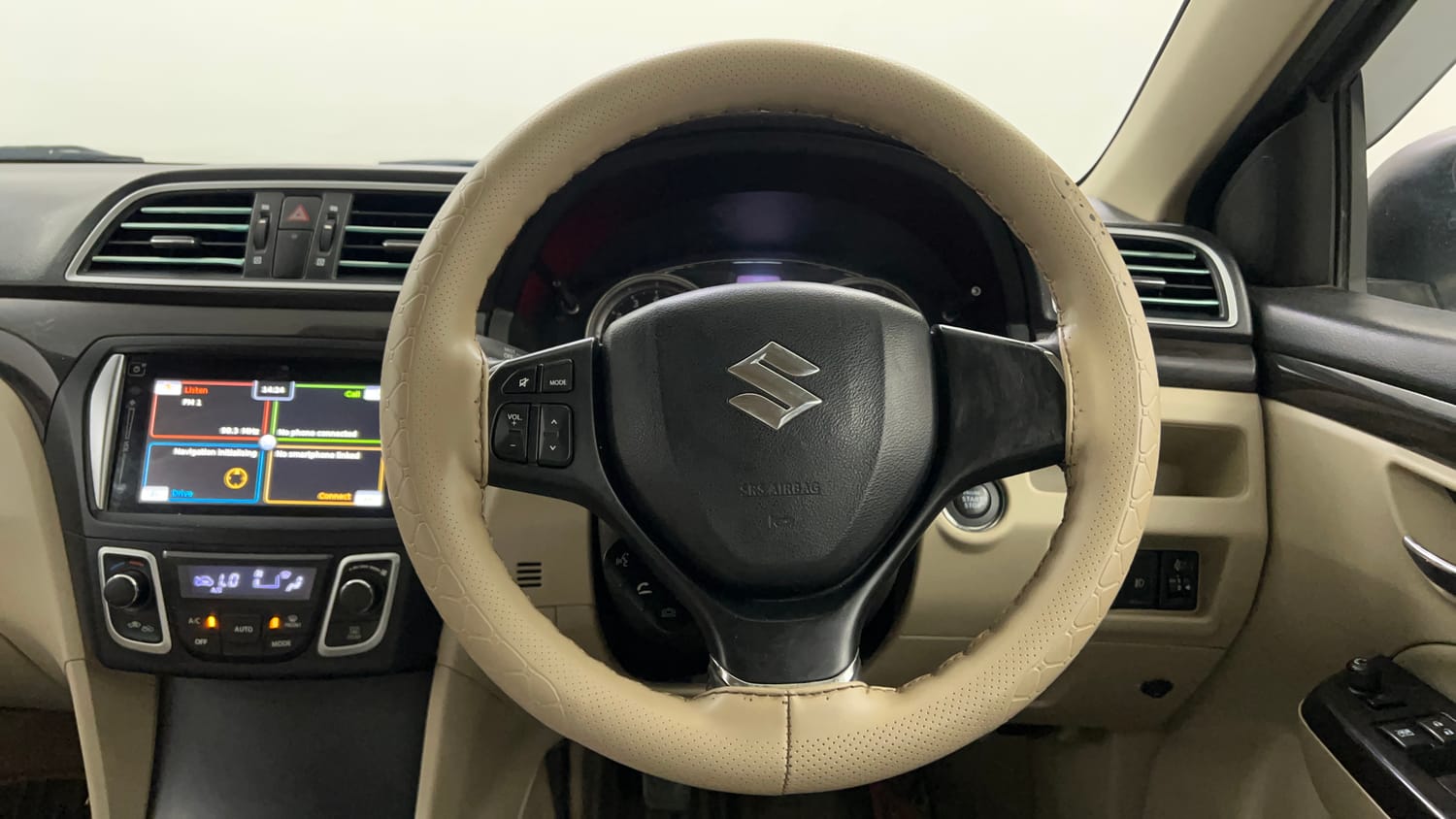 Used 2017 Maruti Suzuki Ciaz ZXI+ CNG (Outside Fitted) Cng Manual interior STEERING VIEW