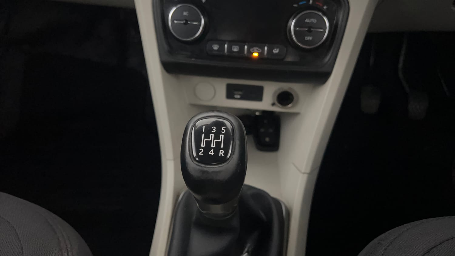 Used 2022 Tata Tigor XZ Plus CNG Cng Manual interior GEAR  KNOB VIEW