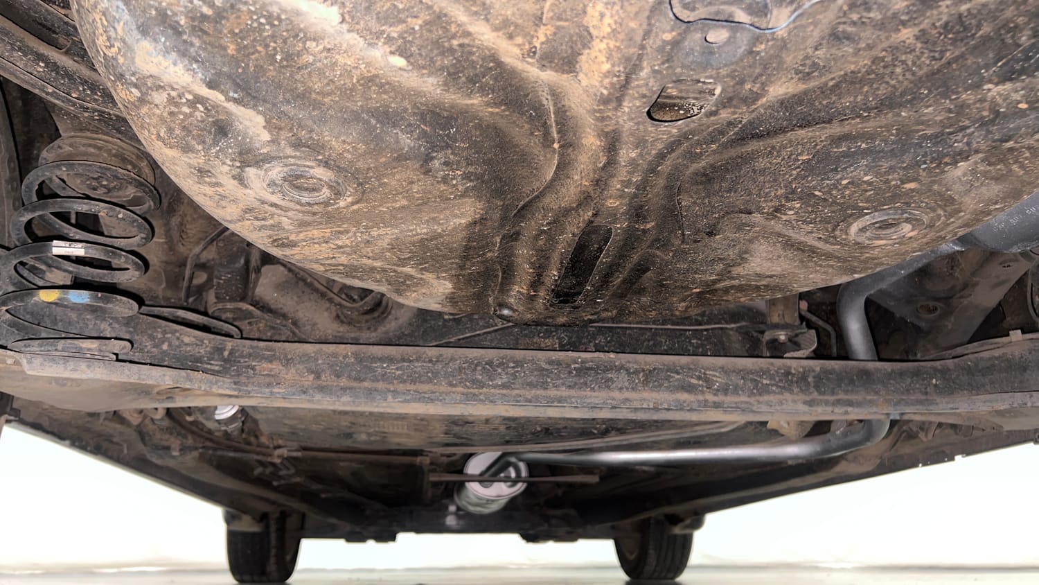 Used 2018 Maruti Suzuki Baleno Alpha 1.2 Petrol Manual extra REAR UNDERBODY VIEW (TAKEN FROM REAR)