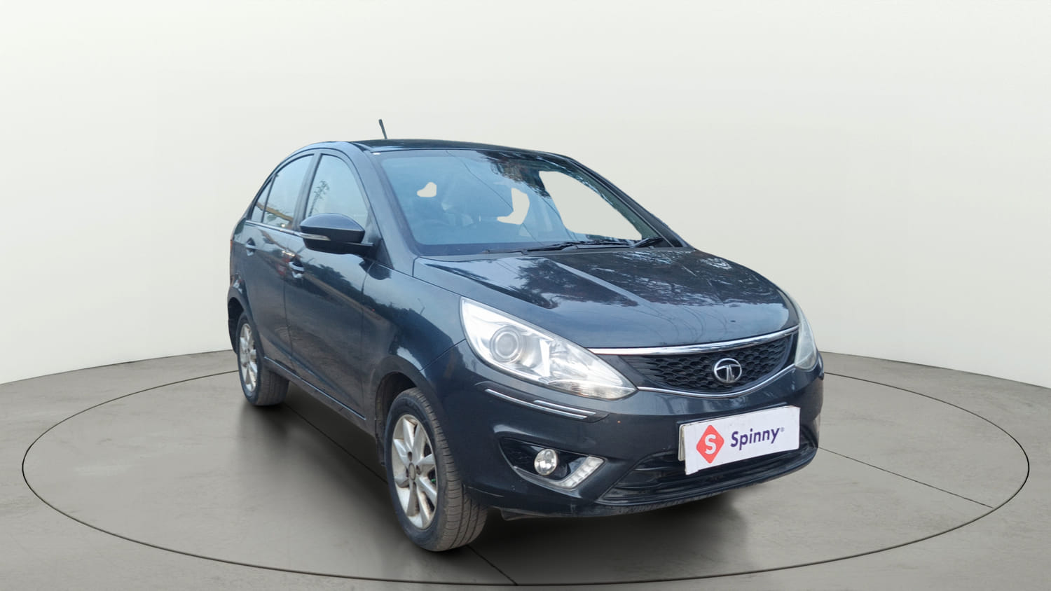 Used 2018 Tata Zest XTA Diesel Diesel Automatic exterior RIGHT FRONT CORNER VIEW