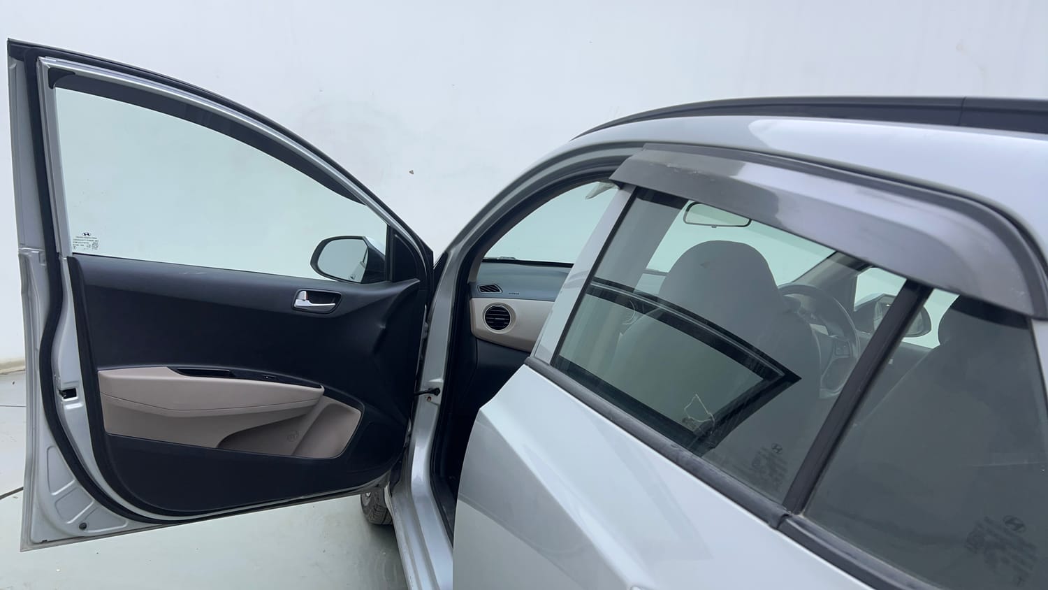 Used 2018 Hyundai Grand i10 Sportz AT 1.2 Kappa VTVT Petrol Automatic interior LEFT FRONT DOOR OPEN VIEW