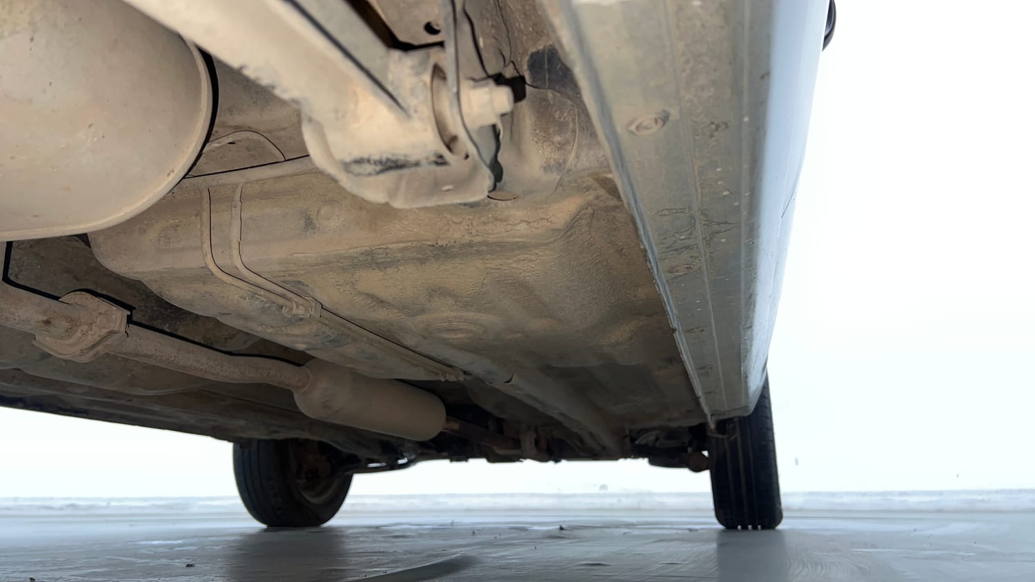 Used 2016 Maruti Suzuki Alto K10 LXi Petrol Manual extra REAR RIGHT UNDERBODY VIEW