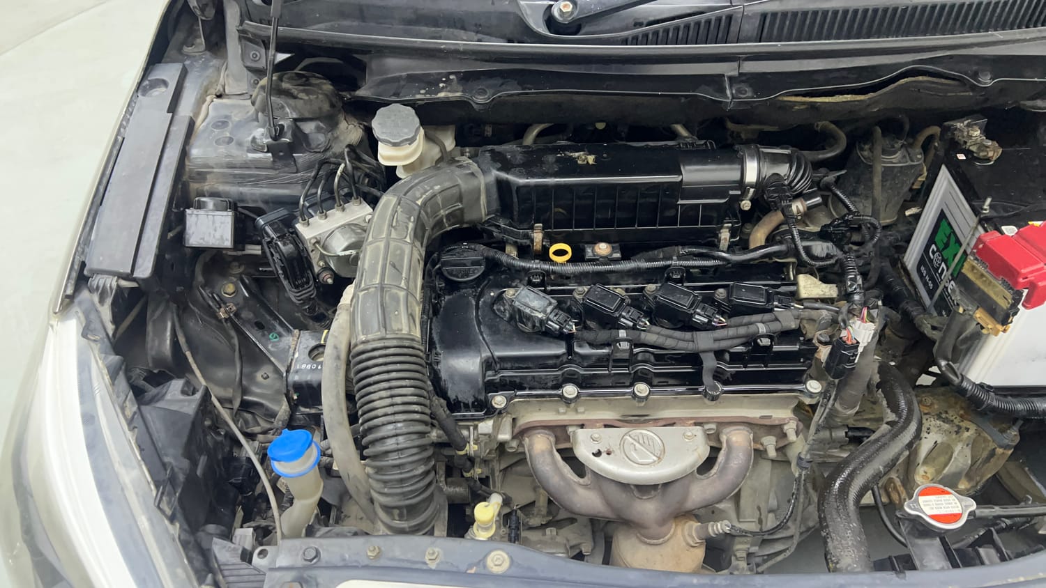 Used 2018 Maruti Suzuki Ciaz Alpha Hybrid 1.5 Petrol Manual engine ENGINE RIGHT SIDE VIEW