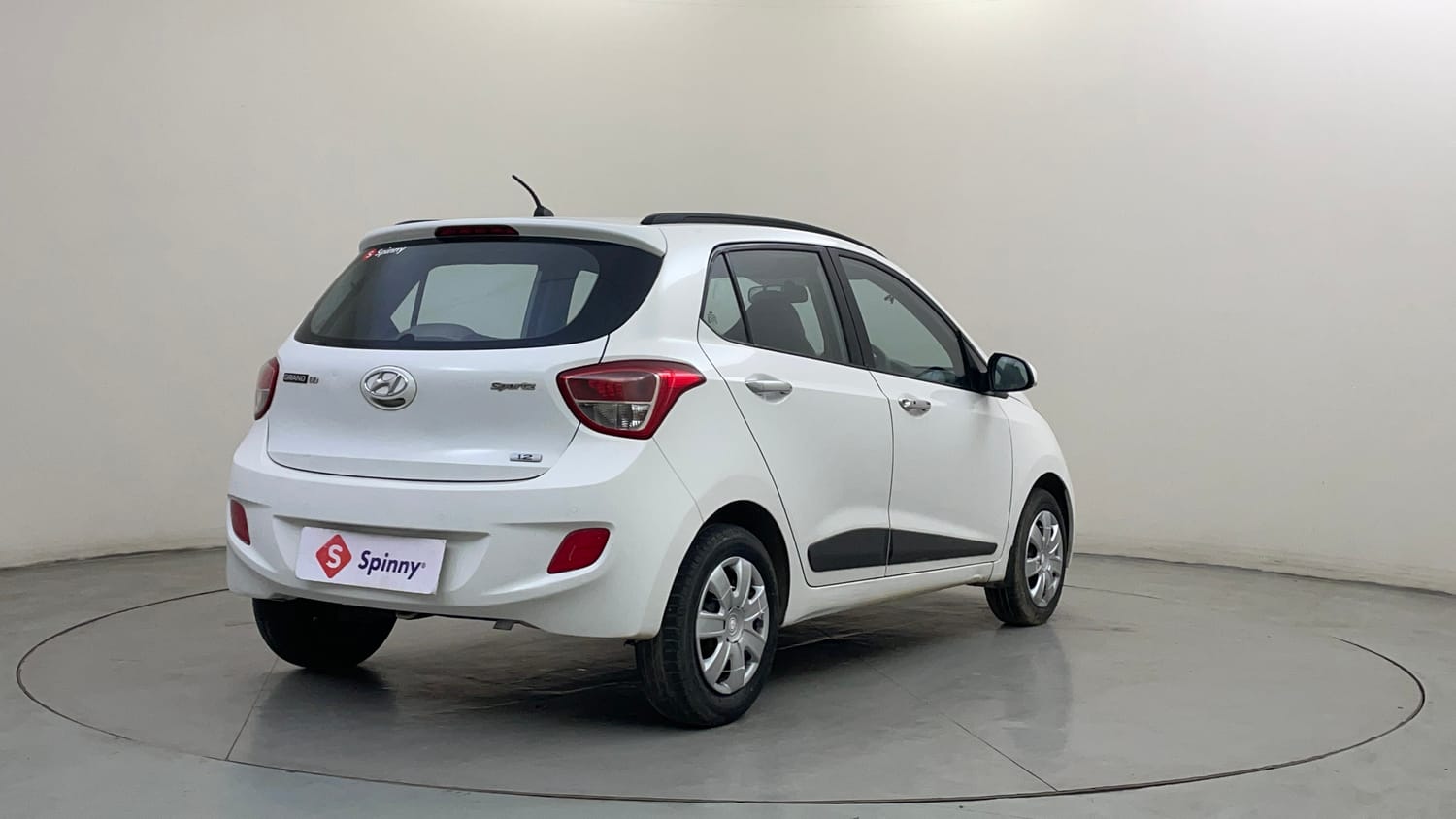 Used 2014 Hyundai Grand i10 Sportz 1.2 Kappa VTVT Petrol Manual exterior RIGHT REAR CORNER VIEW