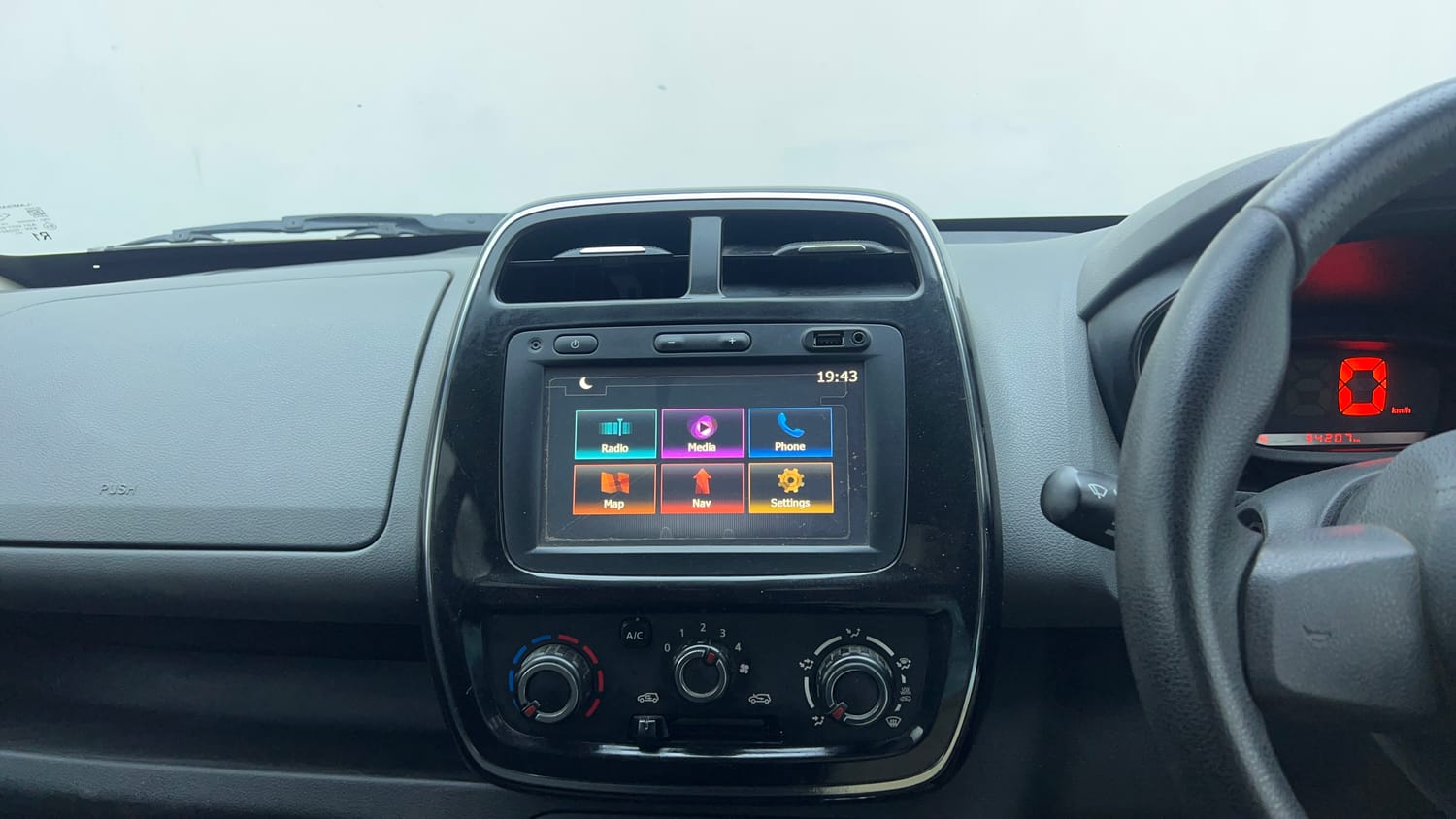 Used 2017 Renault Kwid 1.0 RXT AMT Opt Petrol Automatic top_features Integrated (in-dash) music system
