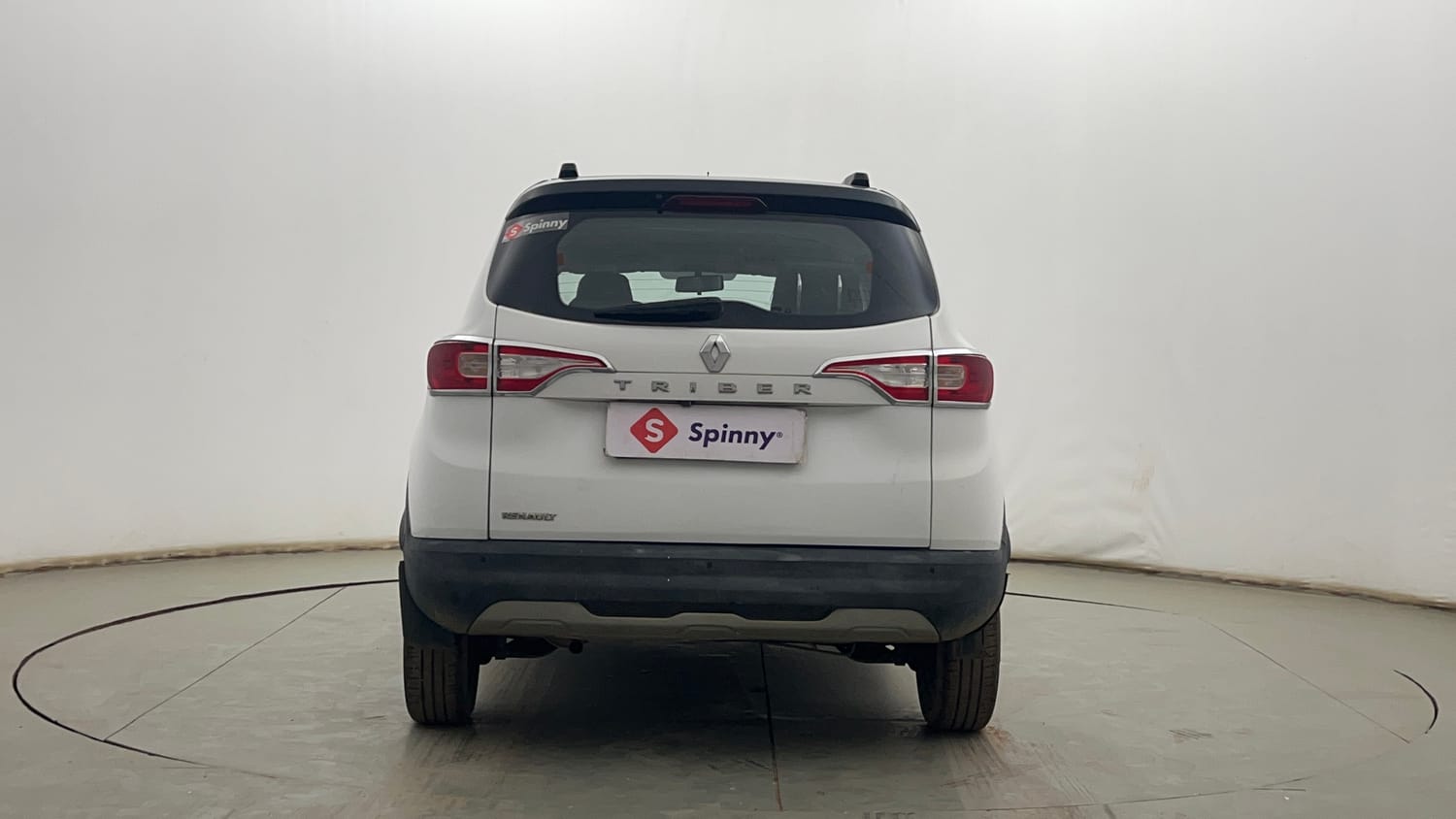 Used 2022 Renault Triber RXZ Dual Tone Petrol Manual exterior BACK VIEW
