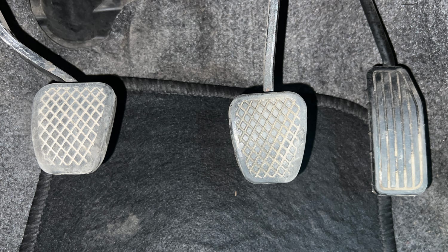 Used 2015 Honda Amaze 1.2 S i-VTEC Petrol Manual interior PEDALS VIEW