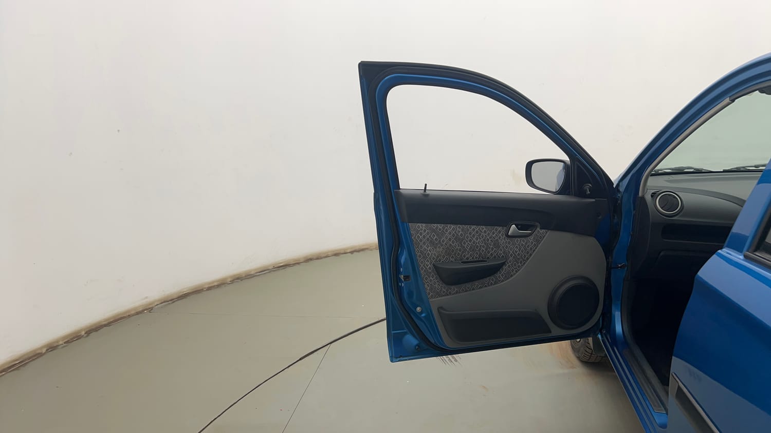 Used 2018 Maruti Suzuki Alto 800 VXi Petrol Manual interior LEFT FRONT DOOR OPEN VIEW