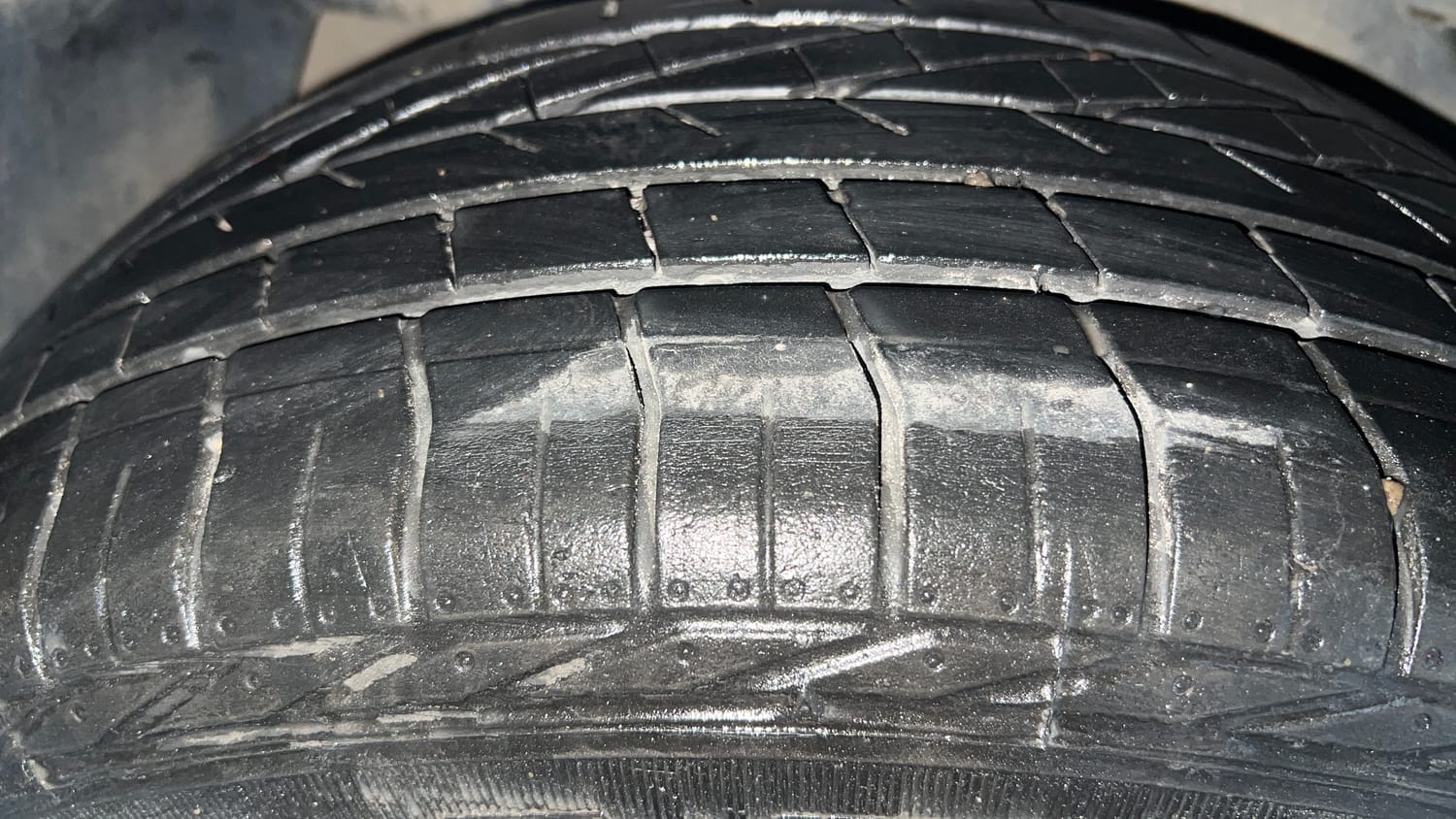 Used 2022 Tata Nexon XZ Plus (HS) Petrol Manual tyres RIGHT REAR TYRE TREAD VIEW