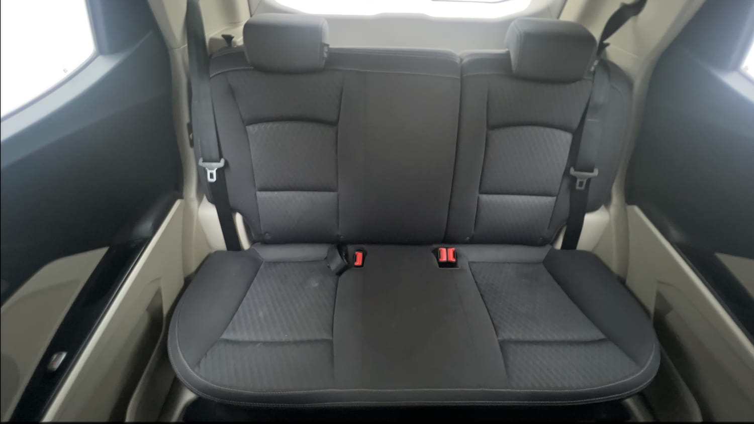 Used 2022 Mahindra XUV 300 W8 1.5 Diesel Diesel Manual interior REAR SEAT CONDITION VIEW