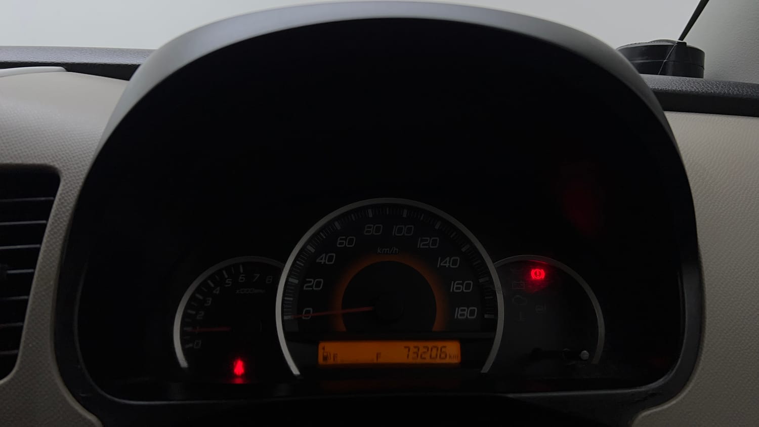 Used 2013 Maruti Suzuki Wagon R VXI Petrol Manual interior CLUSTERMETER VIEW
