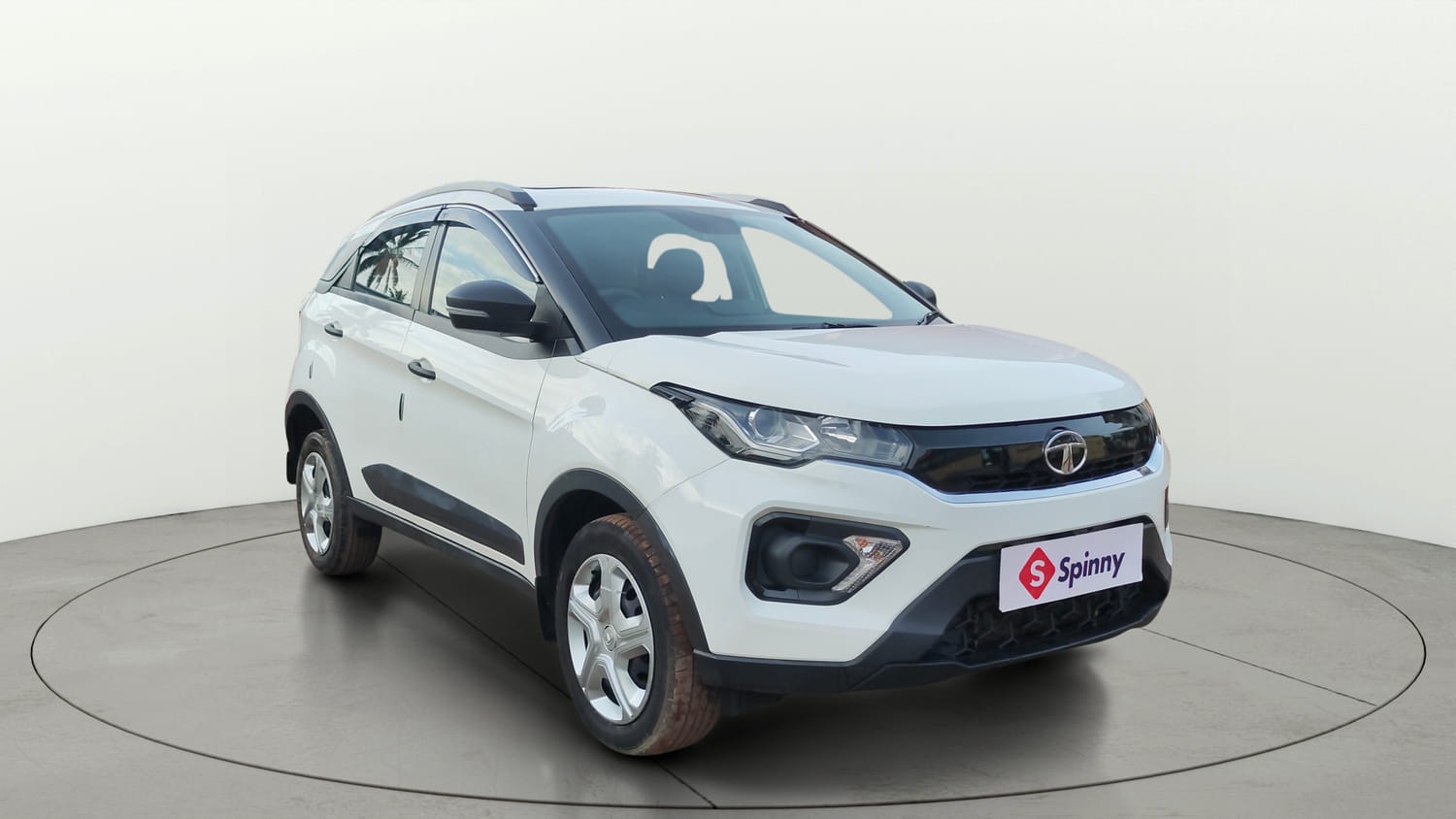 Used 2023 Tata Nexon XMA (S) Diesel Diesel Automatic exterior RIGHT FRONT CORNER VIEW