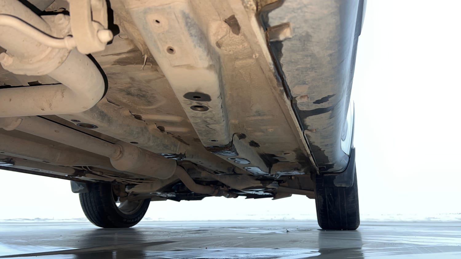 Used 2022 Tata Nexon XZ Plus (HS) Petrol Manual extra REAR RIGHT UNDERBODY VIEW