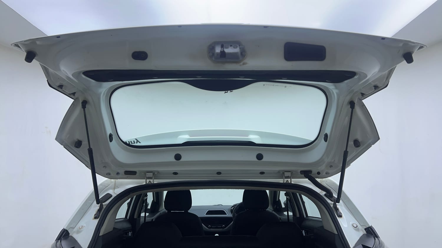Used 2018 Tata Nexon XM Petrol Manual interior DICKY DOOR OPEN VIEW