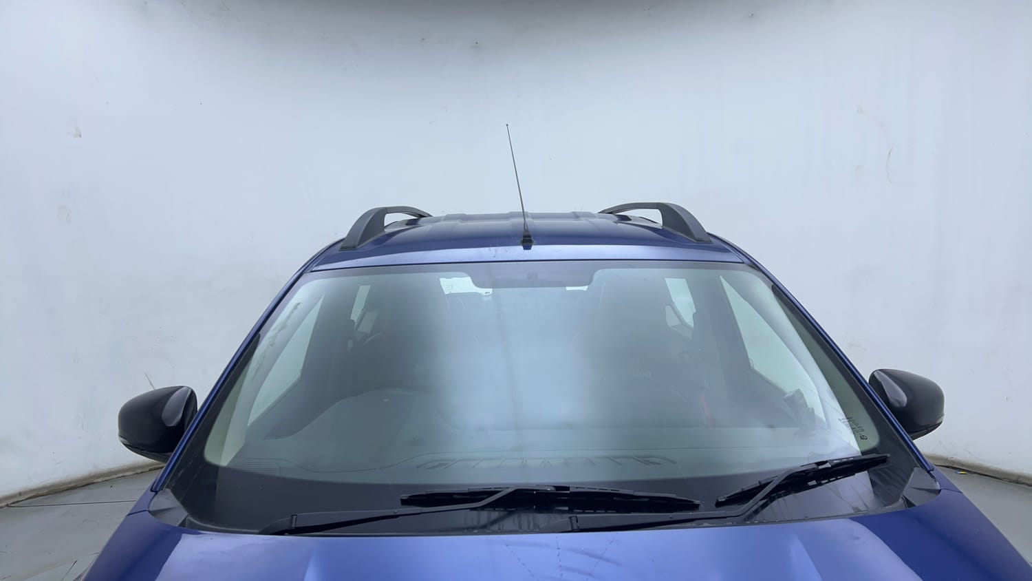 Used 2021 Renault Triber RXT Petrol Manual exterior FRONT WINDSHIELD VIEW
