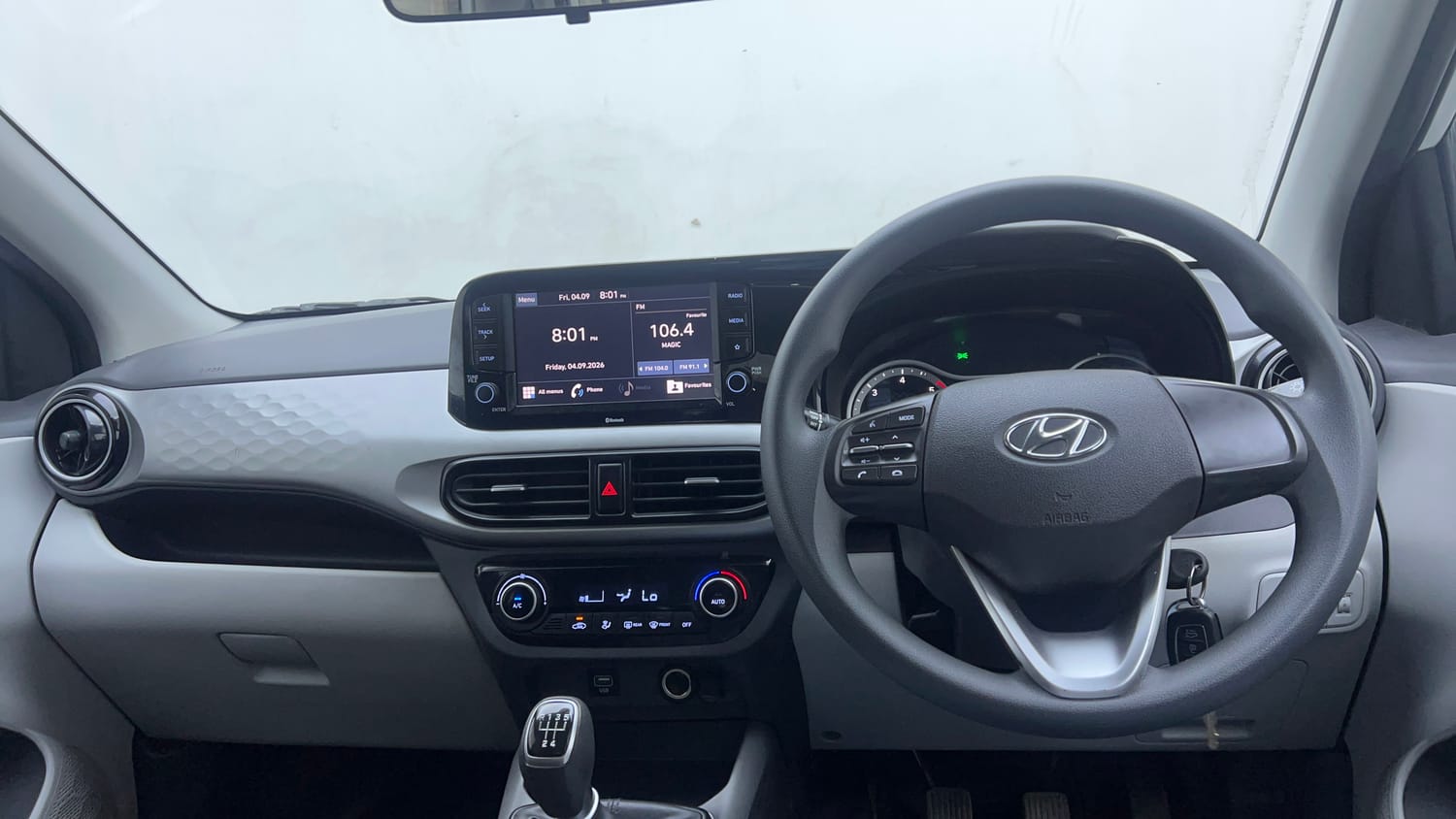 Used 2022 Hyundai Grand i10 Nios Sportz U2 1.2 CRDi Diesel Manual interior DASHBOARD VIEW