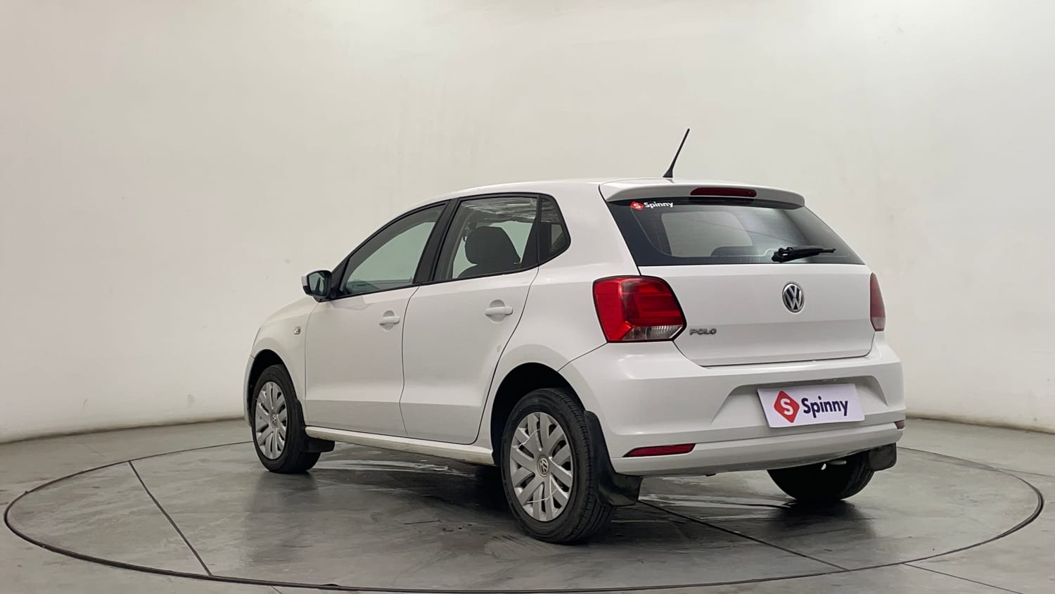 Used 2015 Volkswagen Polo Comfortline 1.2L (P) Petrol Manual exterior LEFT REAR CORNER VIEW