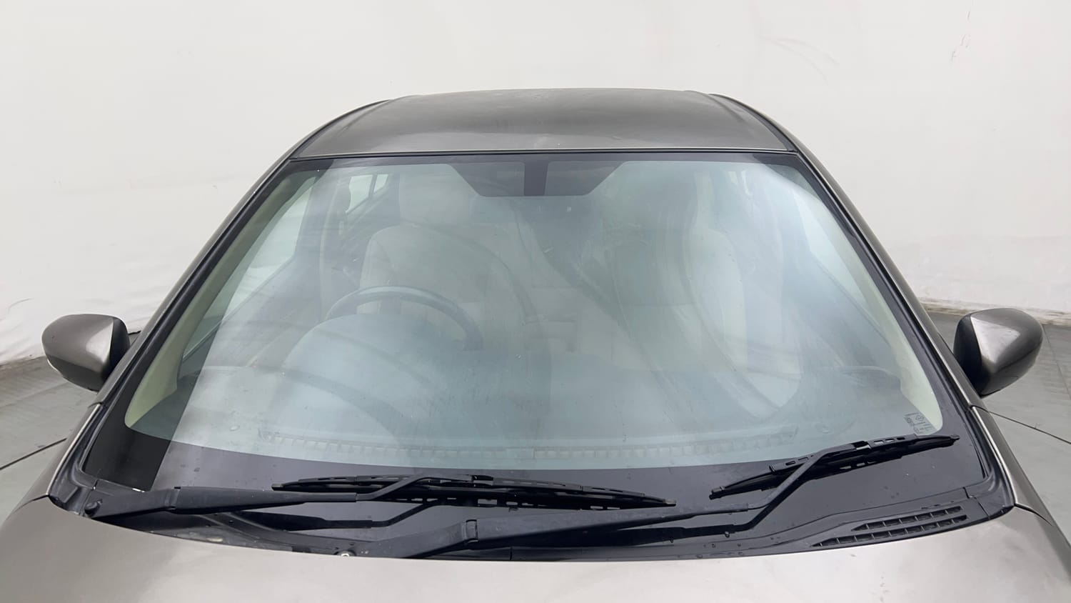 Used 2018 Maruti Suzuki Ciaz Alpha Hybrid 1.5 Petrol Manual exterior FRONT WINDSHIELD VIEW