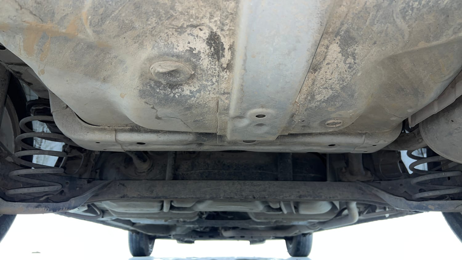 Used 2018 Honda City V Petrol Petrol Manual extra REAR UNDERBODY VIEW (TAKEN FROM REAR)