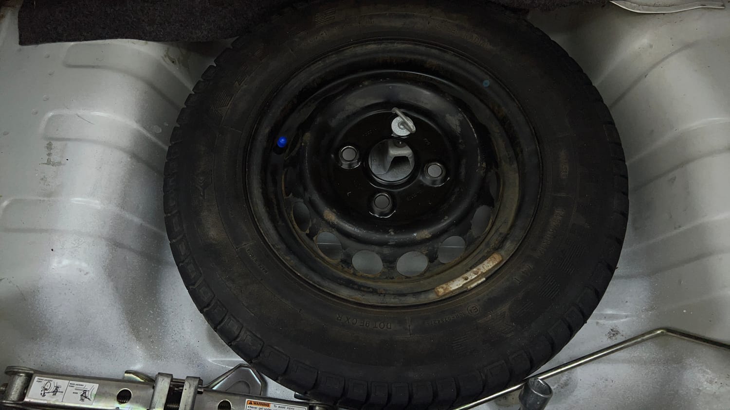 Used 2018 Maruti Suzuki Alto 800 LXi Petrol Manual tyres SPARE TYRE VIEW