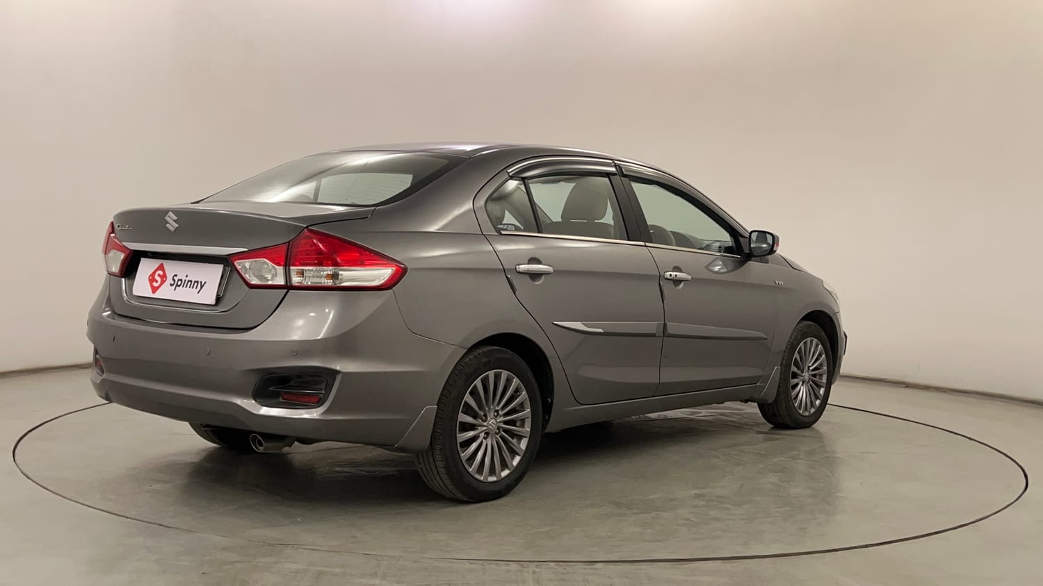 Used 2017 Maruti Suzuki Ciaz ZXI+ CNG (Outside Fitted) Cng Manual exterior RIGHT REAR CORNER VIEW