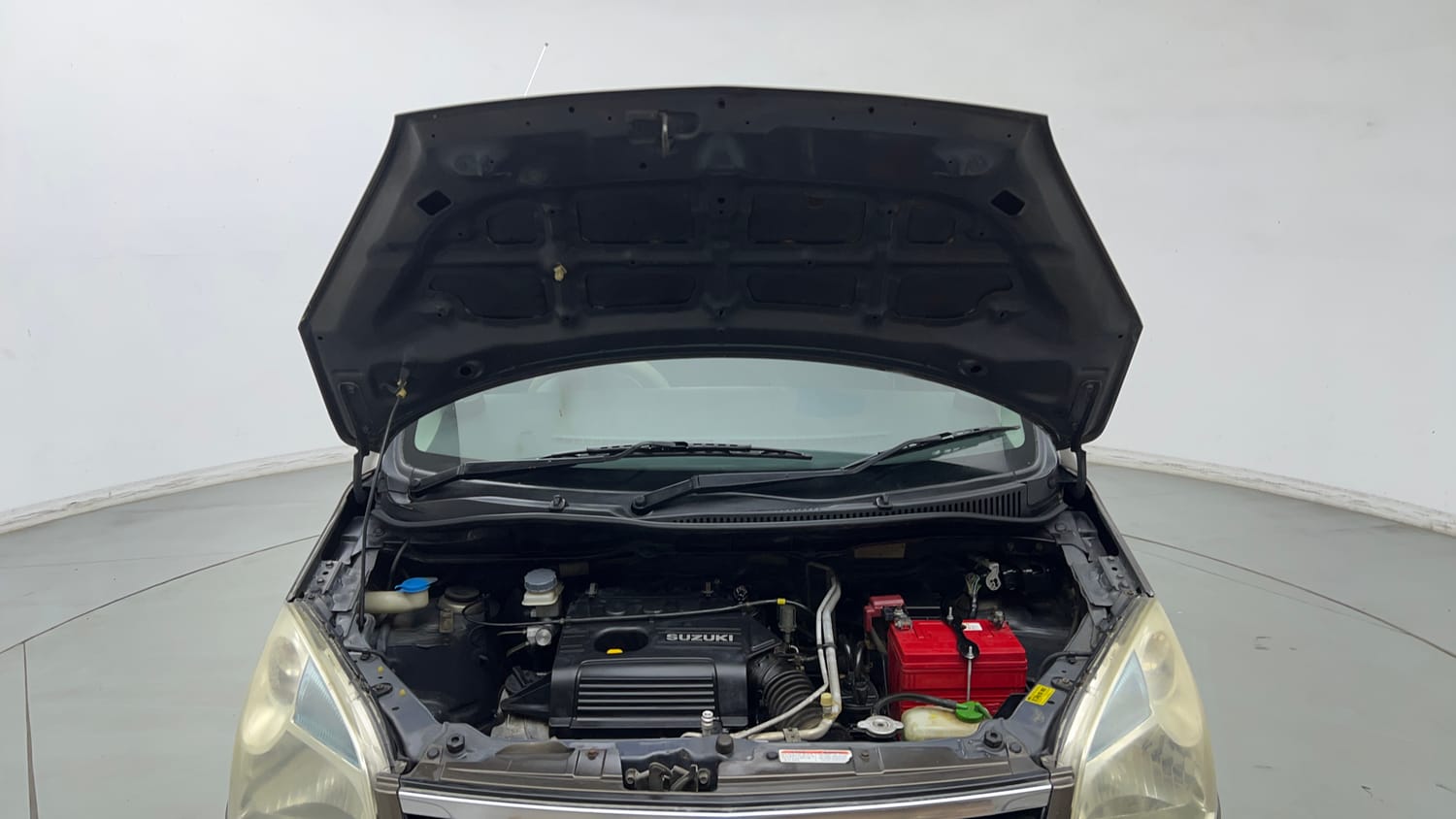 Used 2013 Maruti Suzuki Wagon R VXI Petrol Manual engine ENGINE & BONNET OPEN FRONT VIEW