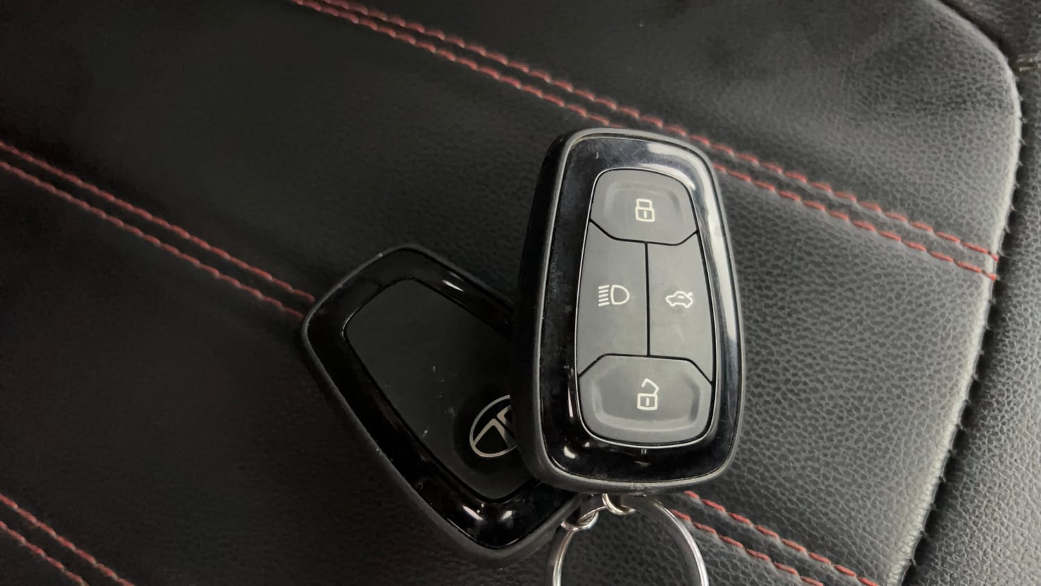 Used 2019 Tata Nexon XZ Plus Diesel Diesel Manual extra CAR KEY VIEW