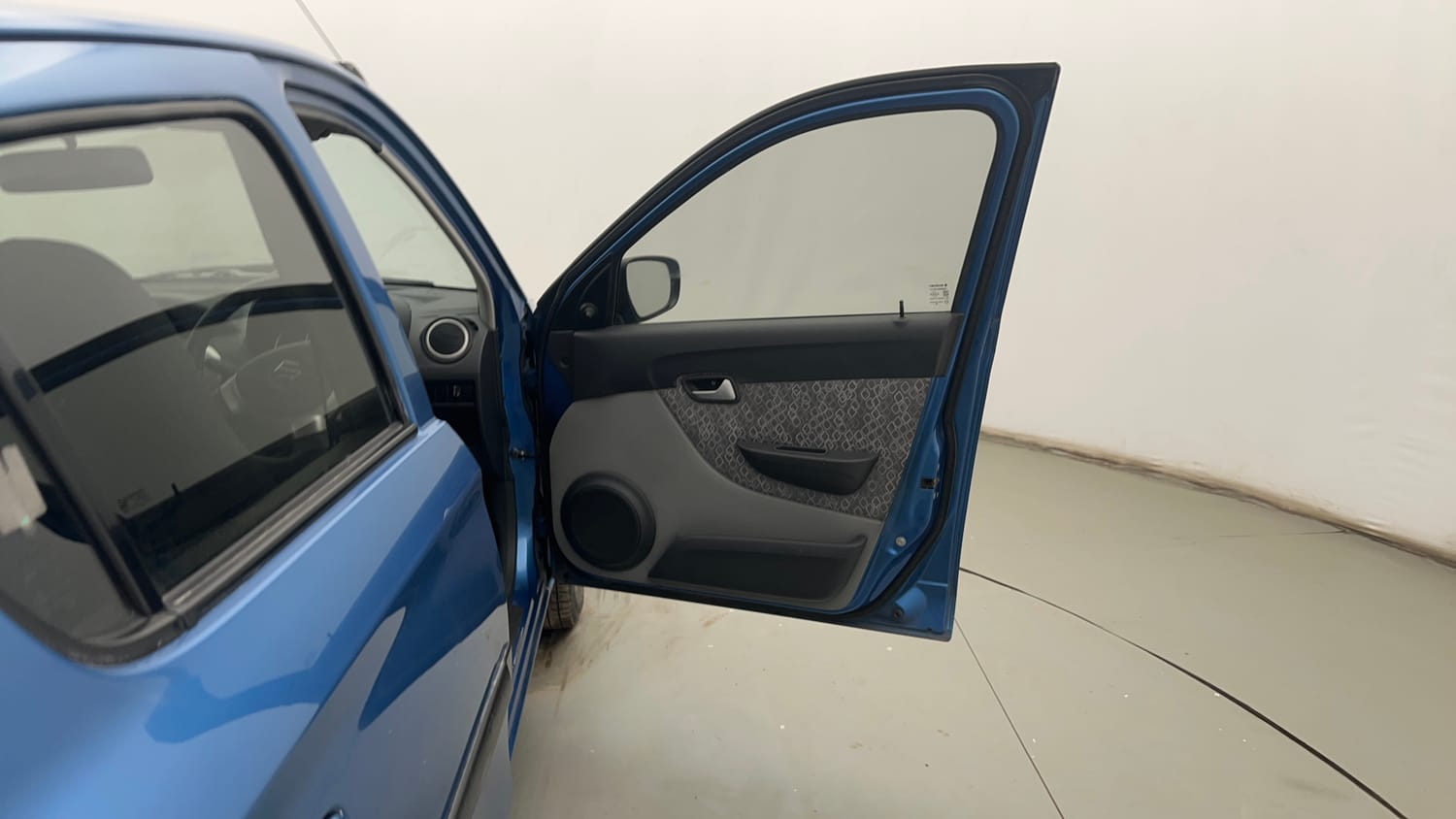 Used 2018 Maruti Suzuki Alto 800 VXi Petrol Manual interior RIGHT FRONT DOOR OPEN VIEW