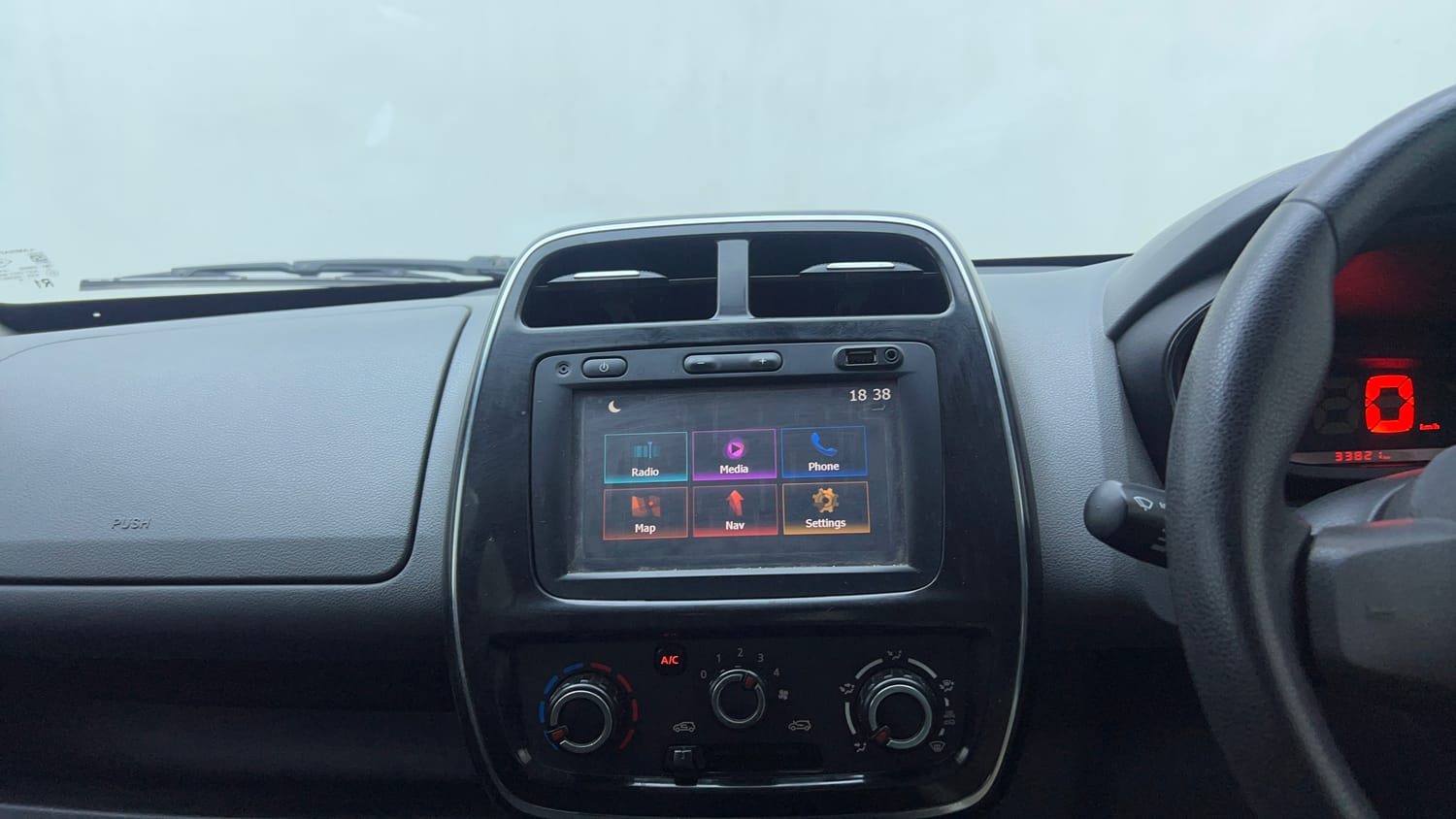 Used 2018 Renault Kwid 1.0 RXT Petrol Manual top_features Integrated (in-dash) music system