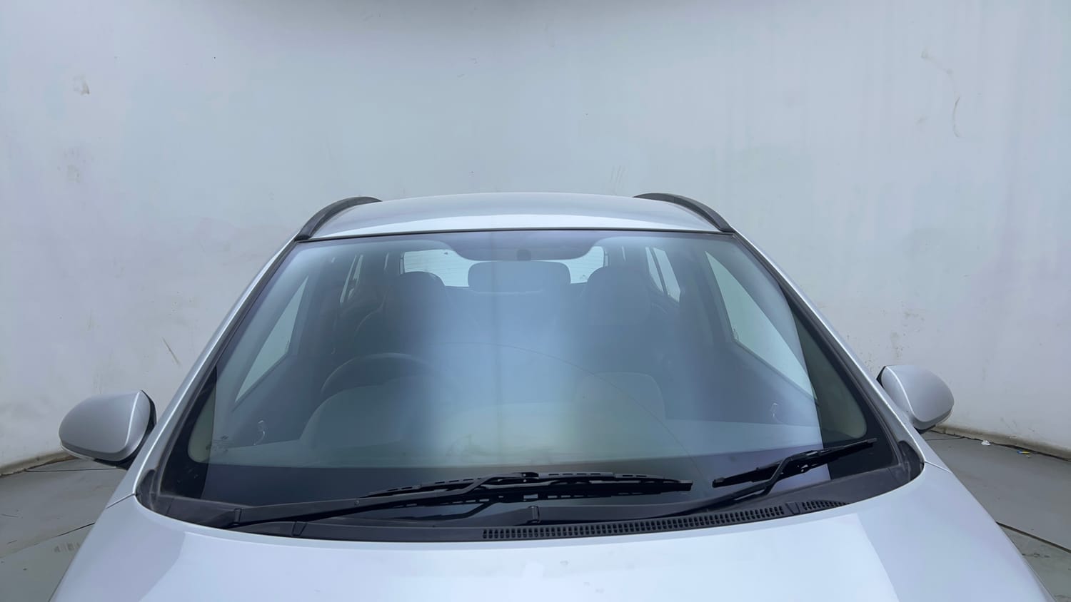 Used 2018 Hyundai Grand i10 Sportz AT 1.2 Kappa VTVT Petrol Automatic exterior FRONT WINDSHIELD VIEW