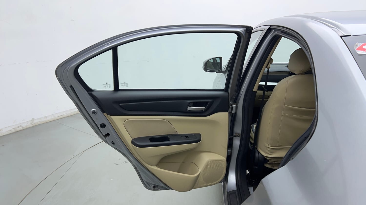 Used 2022 Honda Amaze VX CVT 1.2 Petrol Petrol Automatic interior LEFT REAR DOOR OPEN VIEW
