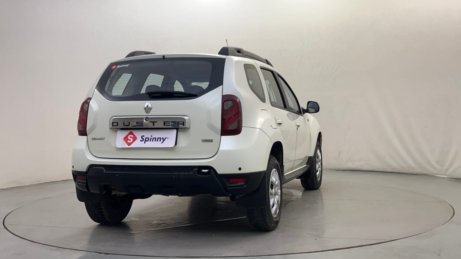 Used 2016 Renault Duster 110 PS RXL 4X2 MT Diesel Manual exterior RIGHT REAR CORNER VIEW