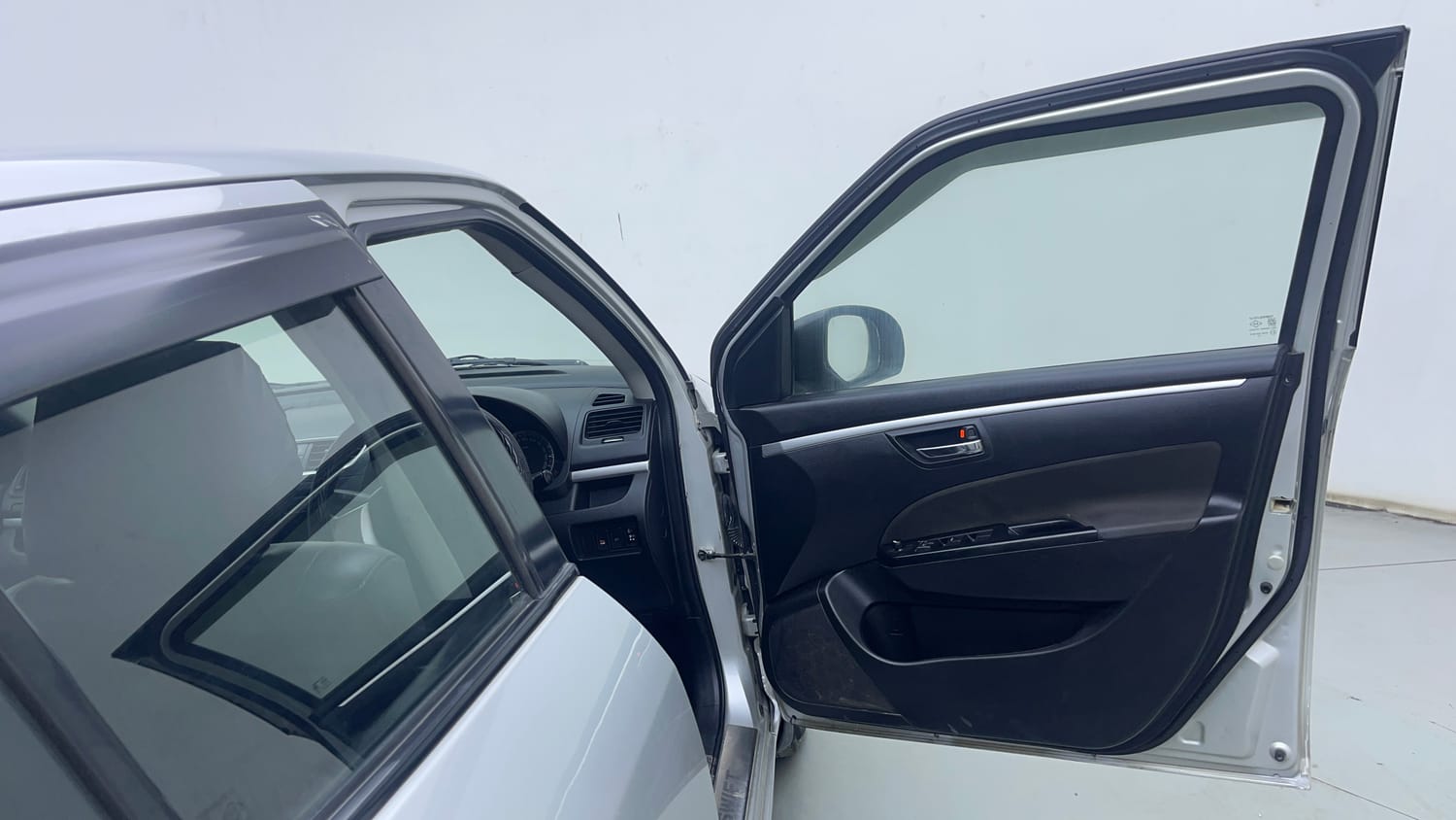 Used 2013 Maruti Suzuki Swift VXi Petrol Manual interior RIGHT FRONT DOOR OPEN VIEW