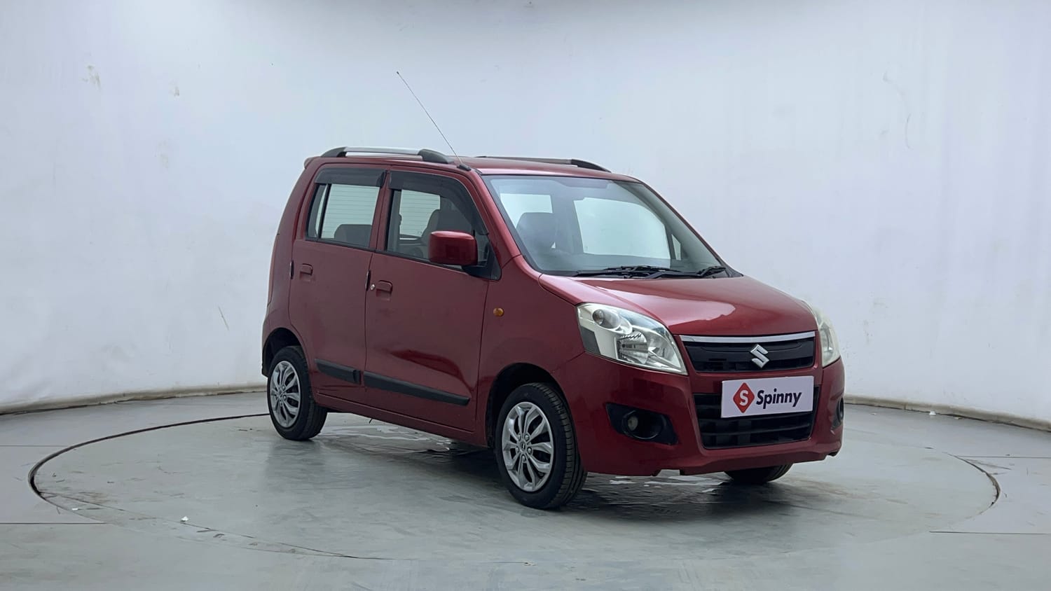 Used 2016 Maruti Suzuki Wagon R 1.0 VXI AMT Petrol Automatic exterior RIGHT FRONT CORNER VIEW