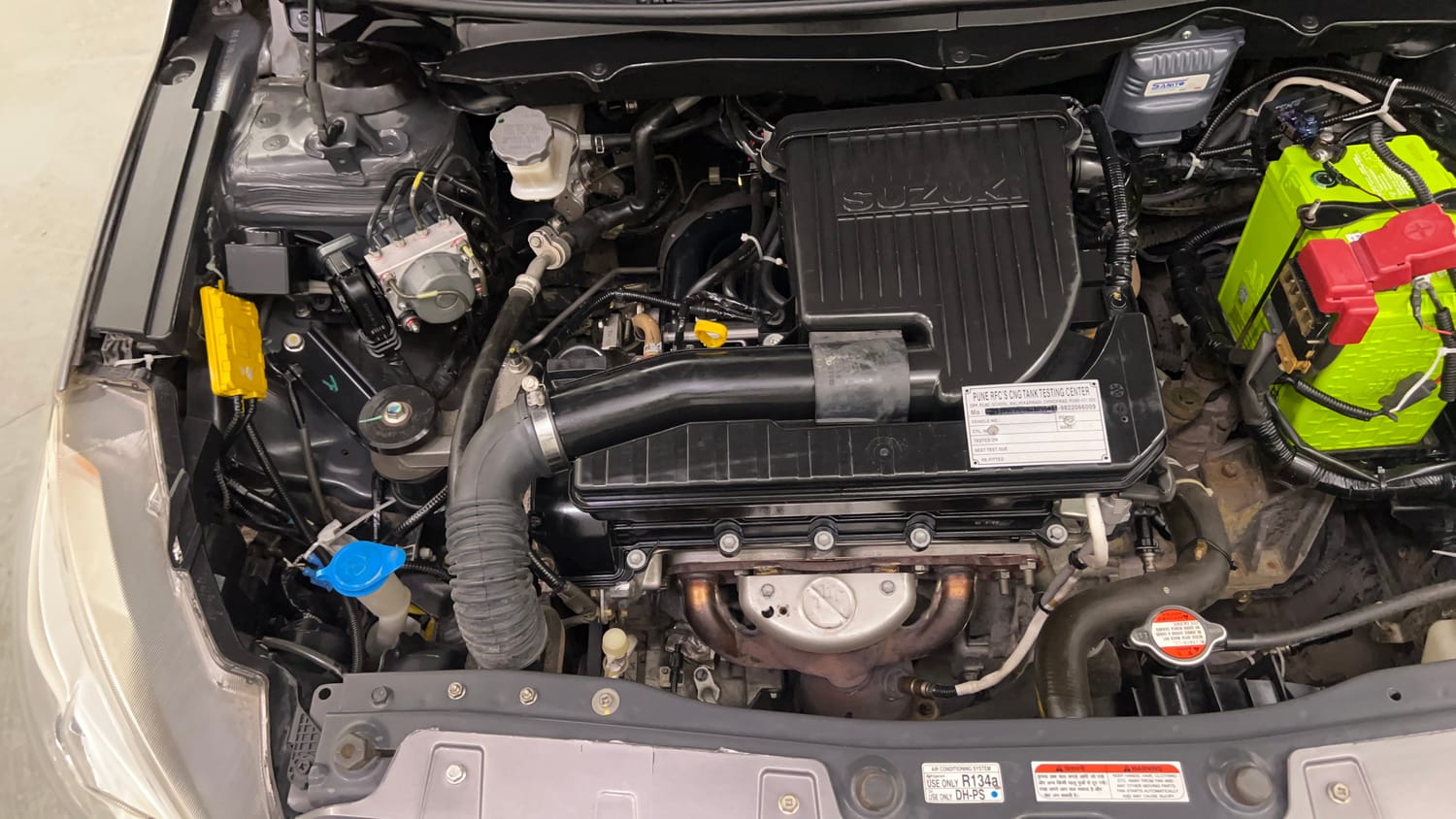 Used 2017 Maruti Suzuki Ciaz ZXI+ CNG (Outside Fitted) Cng Manual engine ENGINE RIGHT SIDE VIEW