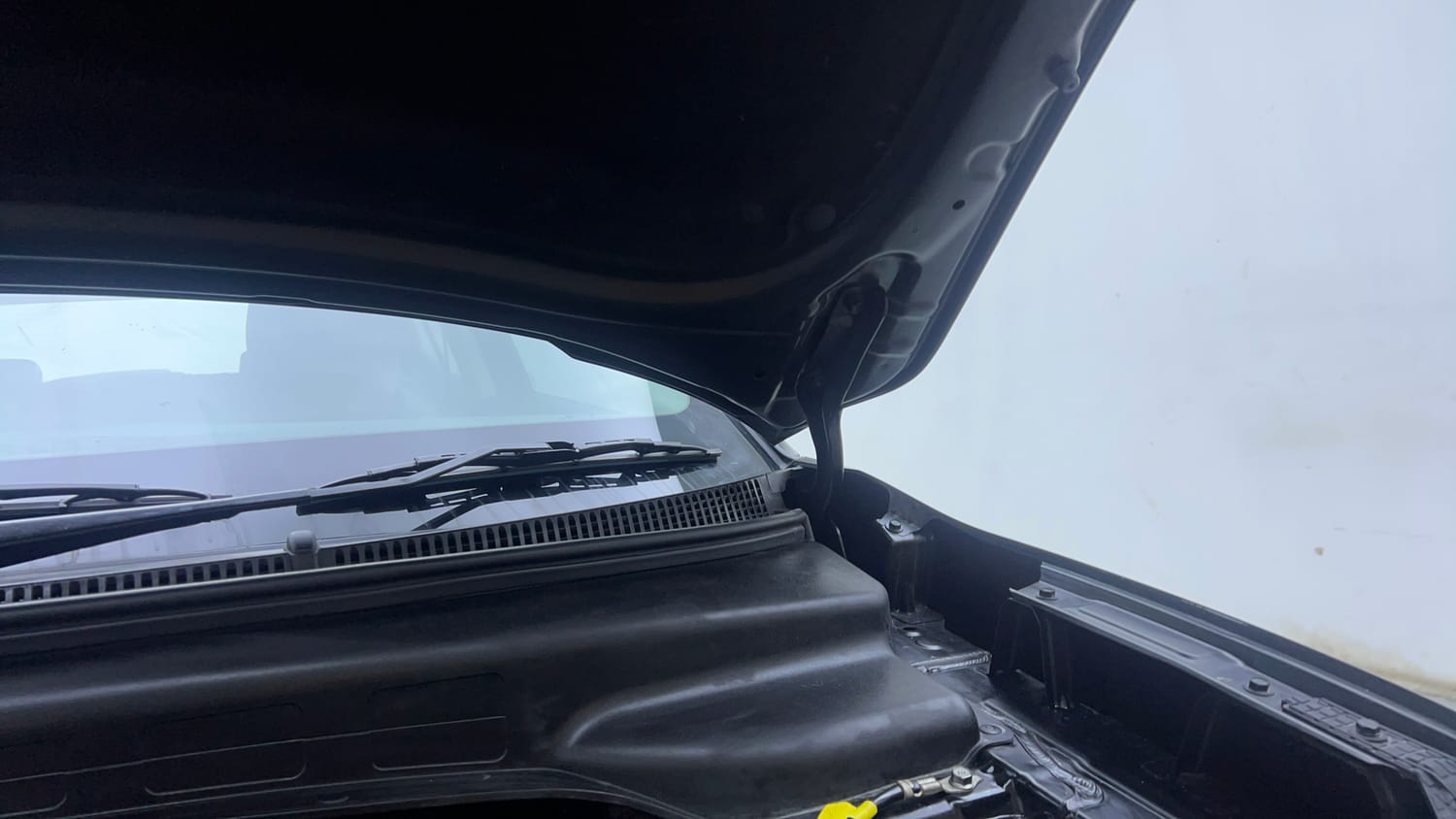 Used 2020 Hyundai Creta SX 1.5 Petrol IVT Petrol Automatic engine ENGINE LEFT SIDE HINGE & APRON VIEW