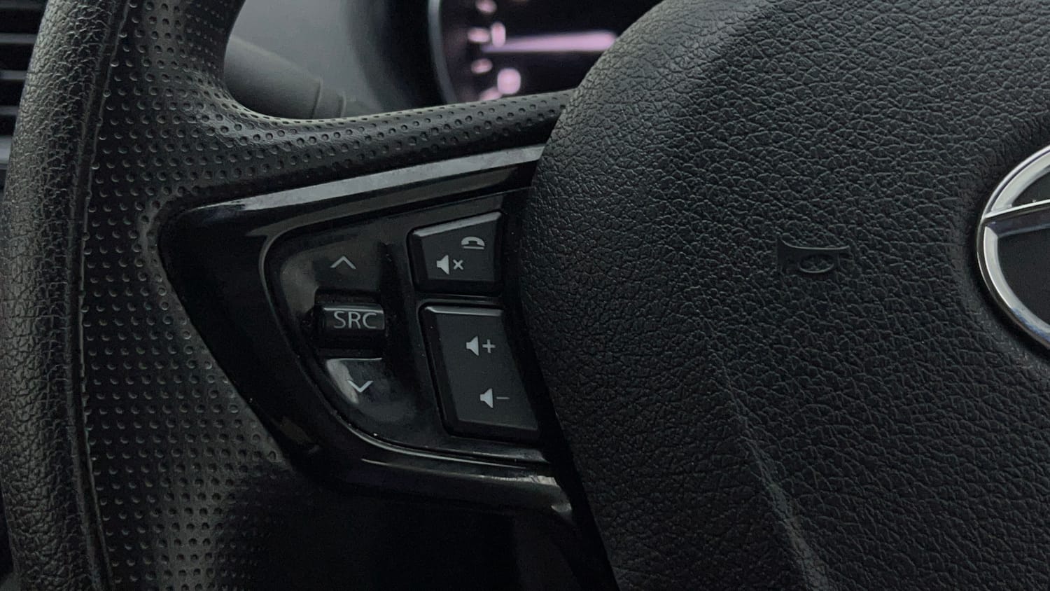 Used 2020 Tata Tiago Revotron XZA Petrol Automatic top_features Steering mounted controls