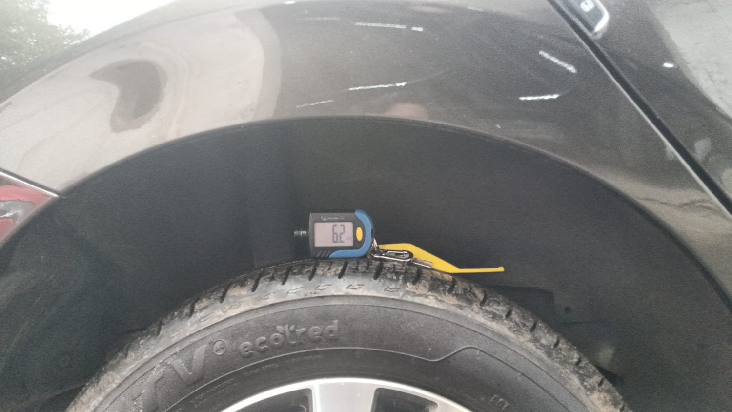 Used 2024 Honda City V Petrol CVT Petrol Automatic tyres RIGHT REAR TYRE TREAD VIEW