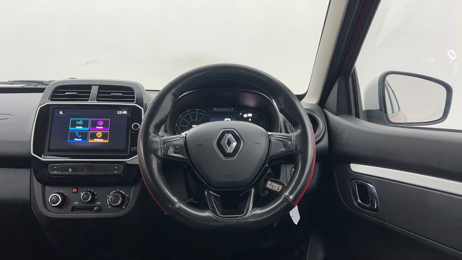 Used 2024 Renault Kwid CLIMBER 1.0 AMT Petrol Automatic interior STEERING VIEW