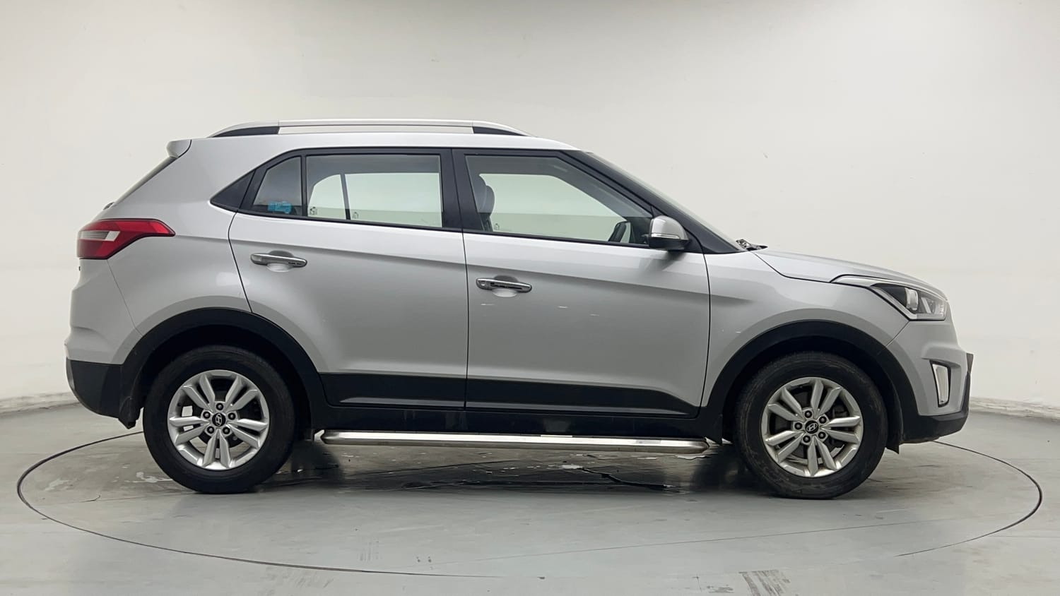 Used 2015 Hyundai Creta 1.6 SX Plus Petrol Petrol Manual exterior RIGHT SIDE VIEW
