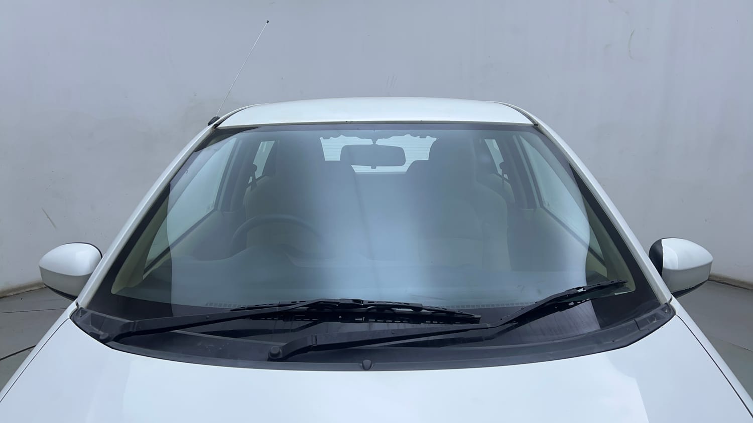 Used 2013 Honda Brio S MT Petrol Manual exterior FRONT WINDSHIELD VIEW