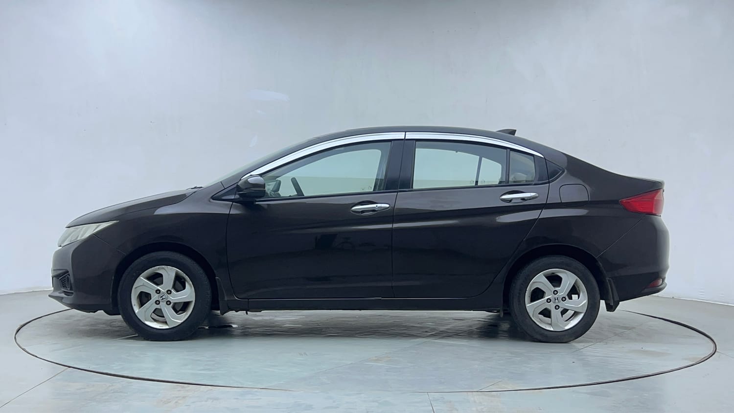 Used 2016 Honda City VX CVT Petrol Automatic exterior LEFT SIDE VIEW