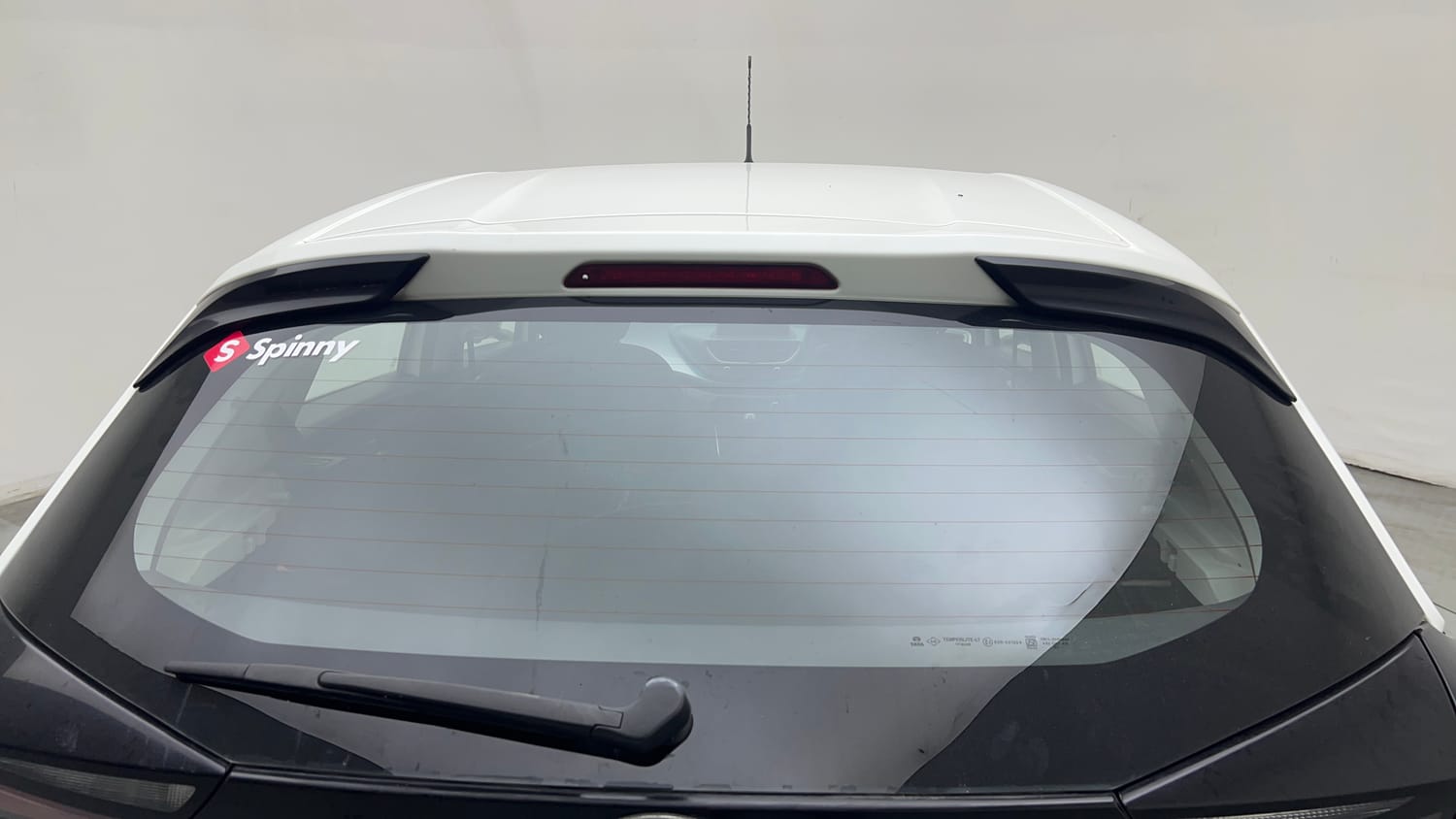 Used 2020 Tata Altroz XZ Petrol Petrol Manual exterior BACK WINDSHIELD VIEW