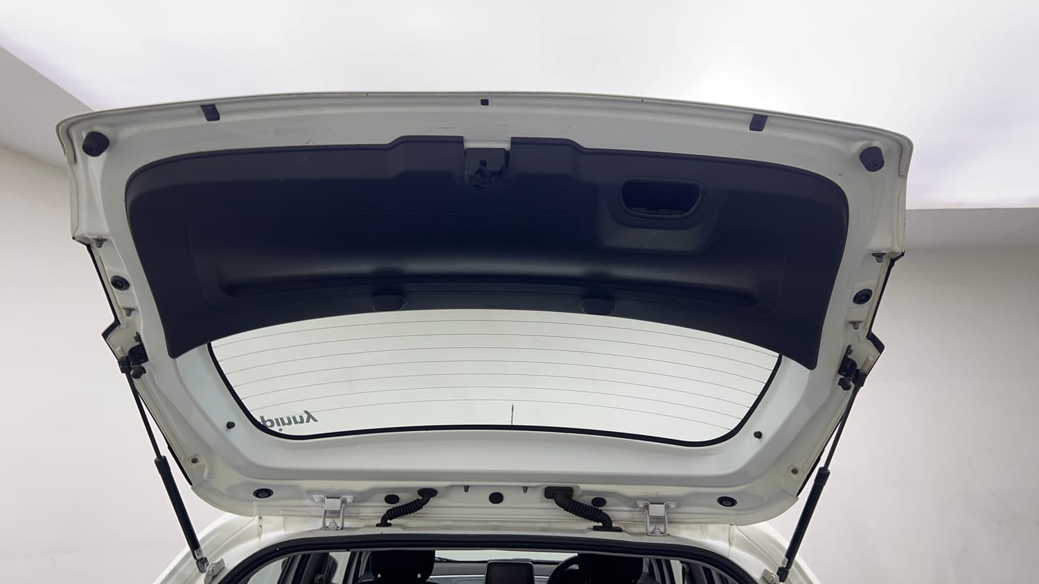 Used 2020 Tata Altroz XZ Petrol Petrol Manual interior DICKY DOOR OPEN VIEW