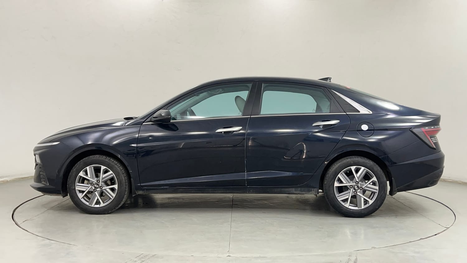 Used 2023 Hyundai Verna SX (O) 1.5 Petrol IVT Petrol Automatic exterior LEFT SIDE VIEW