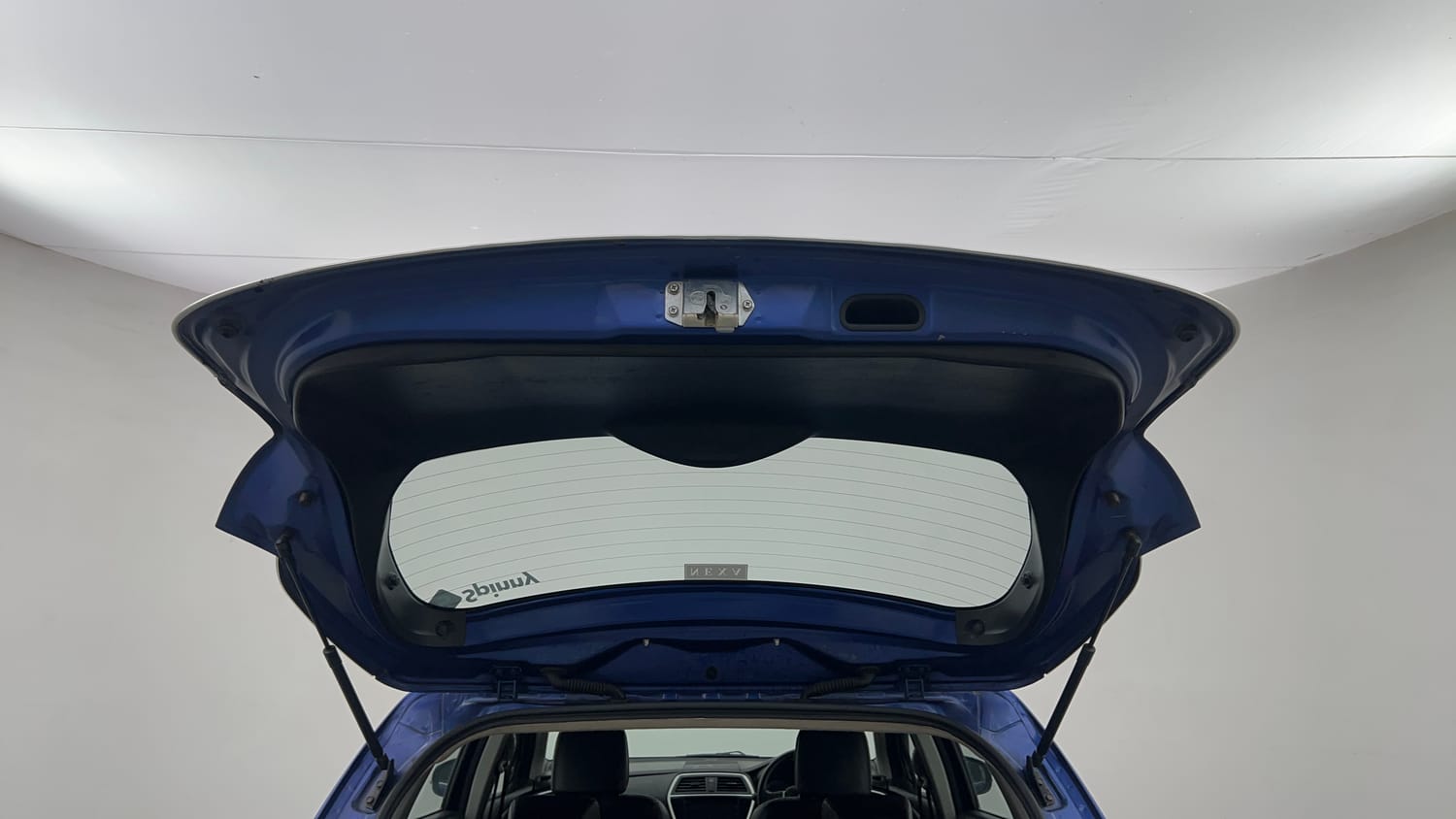 Used 2016 Maruti Suzuki S-Cross Zeta 1.3 Diesel Manual interior DICKY DOOR OPEN VIEW