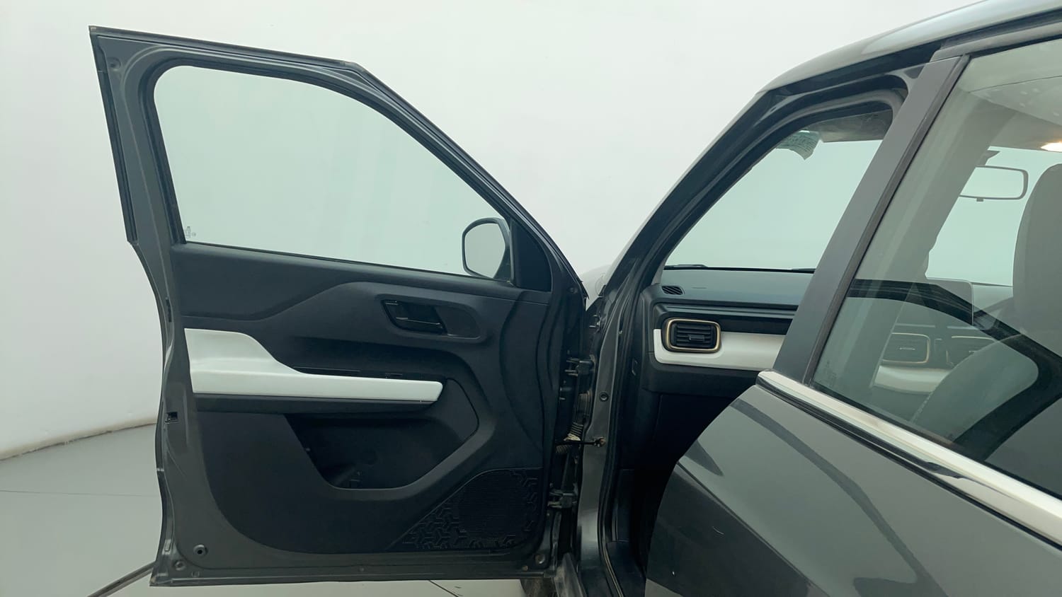 Used 2023 Tata Punch Accomplished AMT Petrol Automatic interior LEFT FRONT DOOR OPEN VIEW