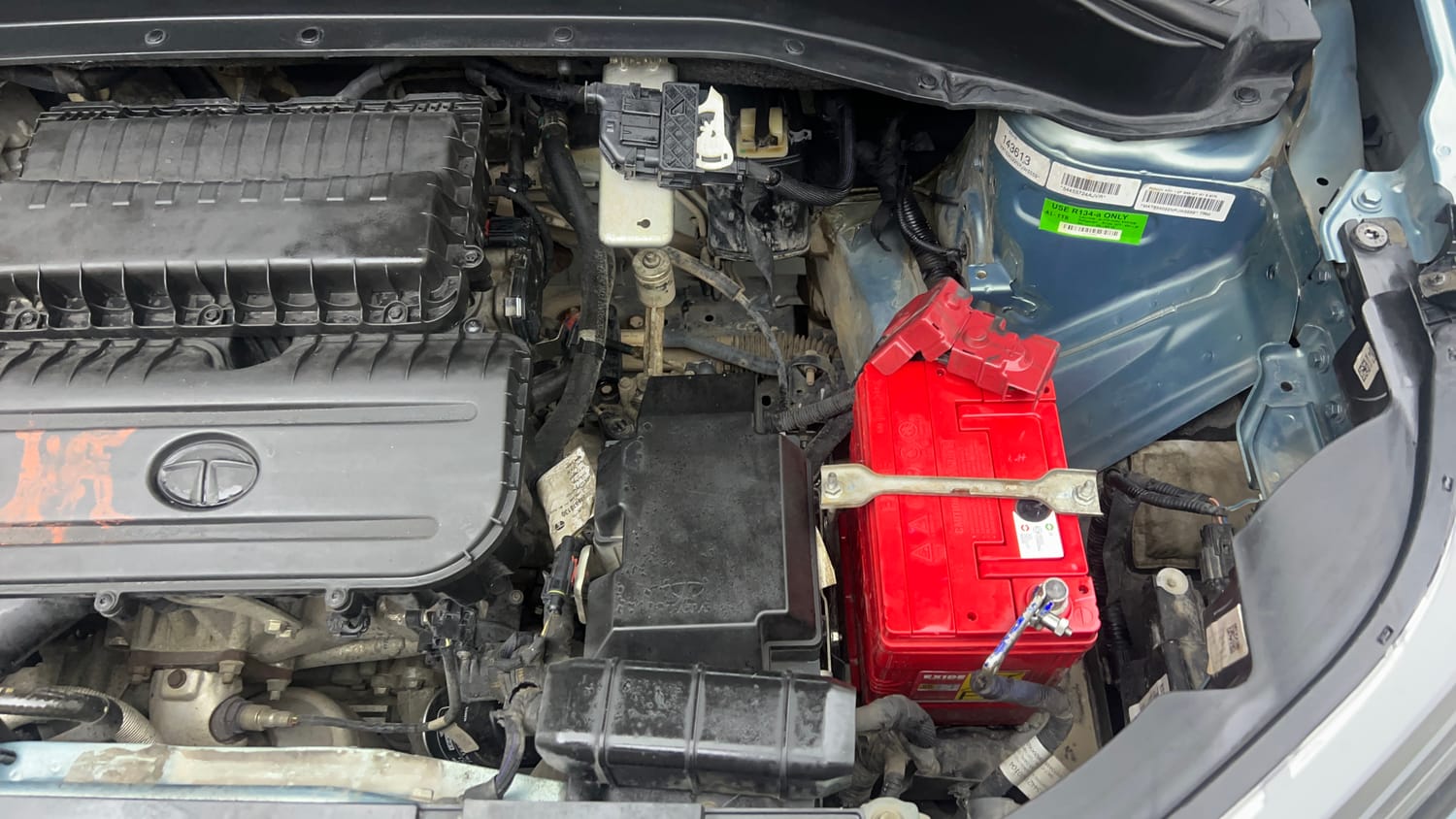 Used 2022 Tata Punch Adventure MT Petrol Manual engine ENGINE LEFT SIDE VIEW